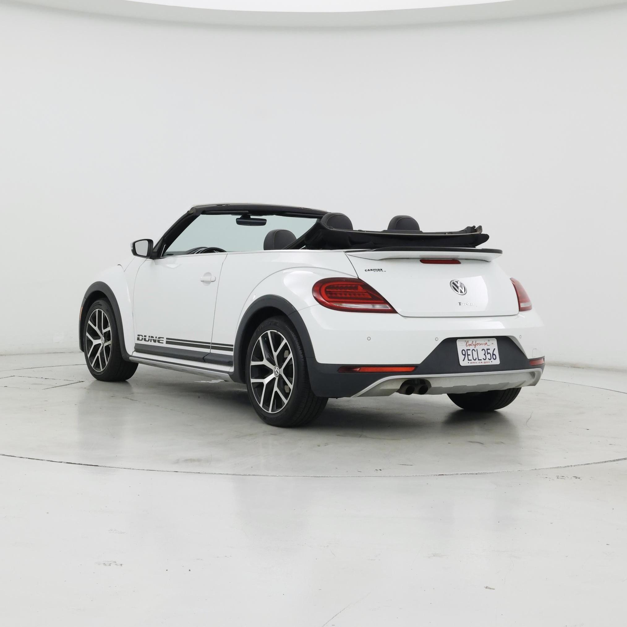 Thumbnail: 2017 Volkswagen Beetle - 2