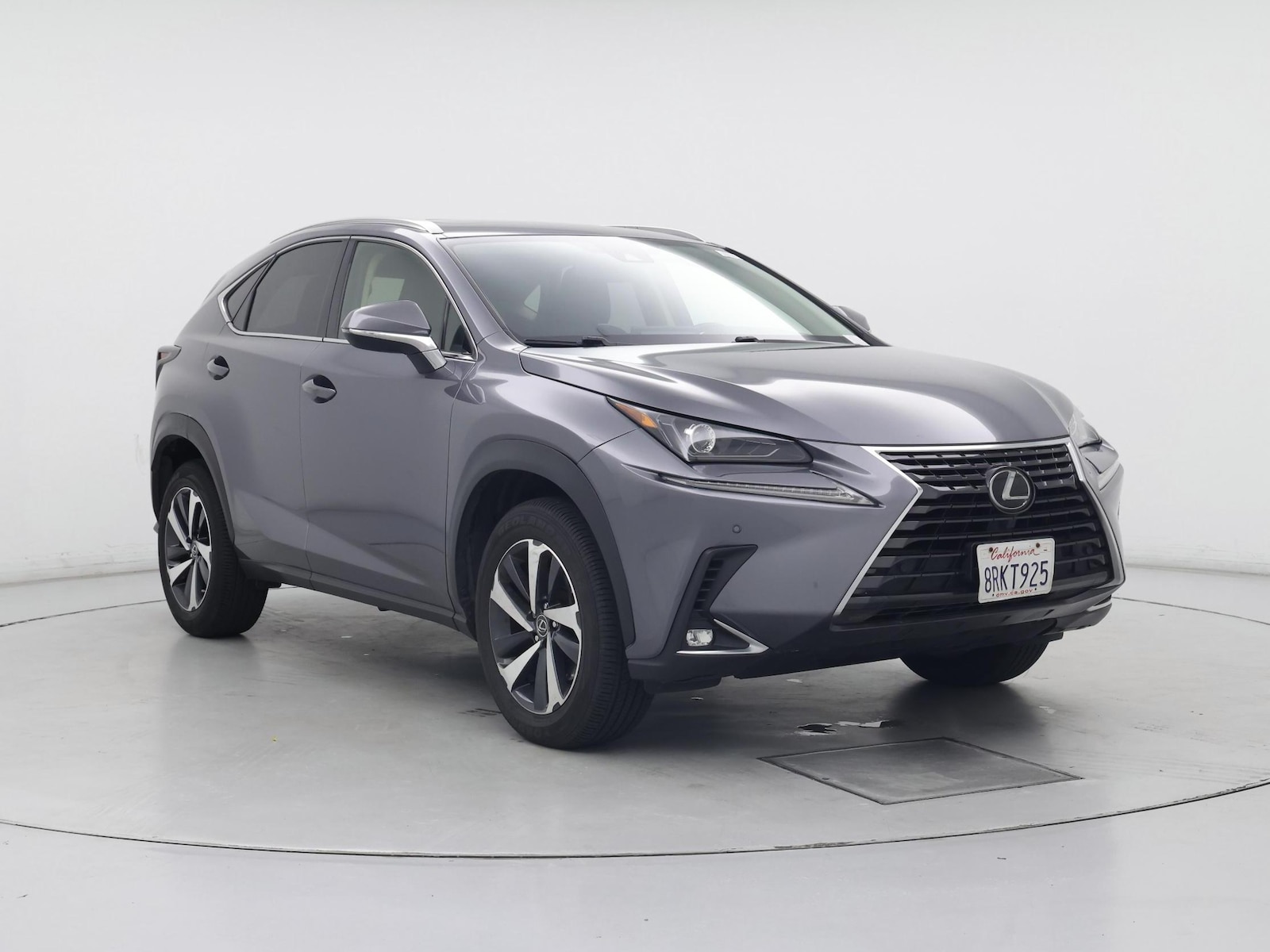 2020 Lexus NX 300 - Photo 2