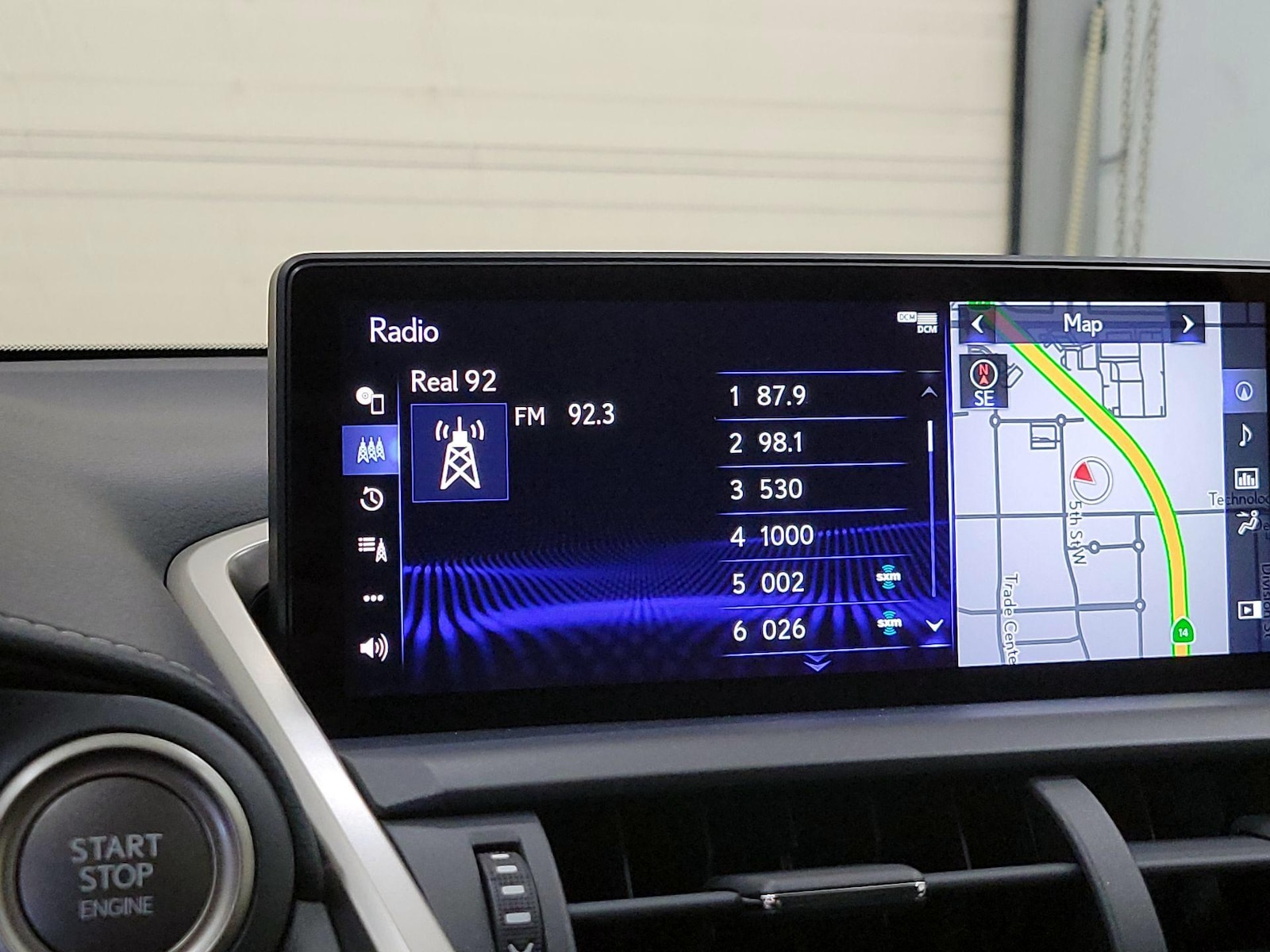 2020 Lexus NX 300 - Photo 17