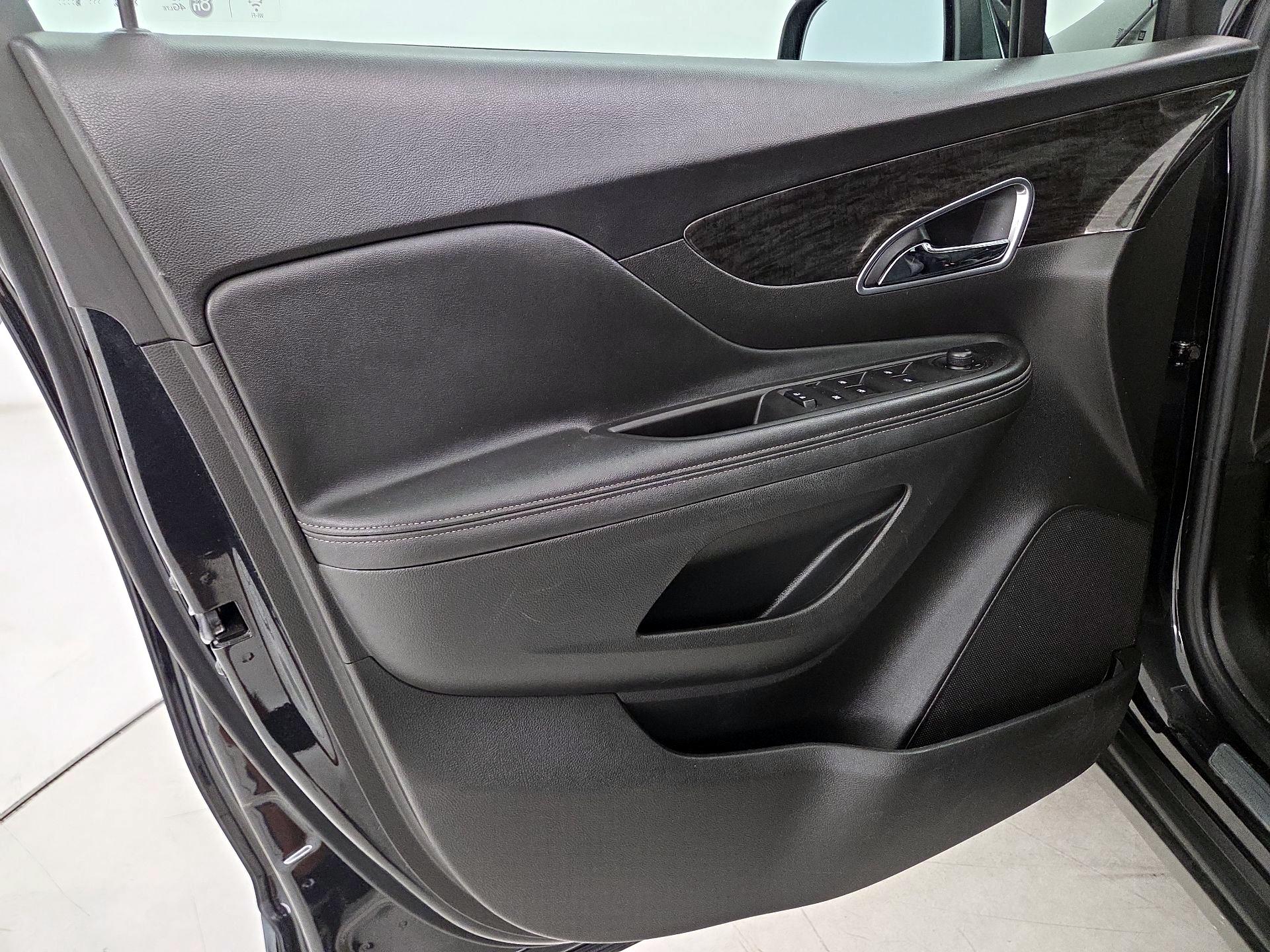 Thumbnail: 2016 Buick Encore - 12