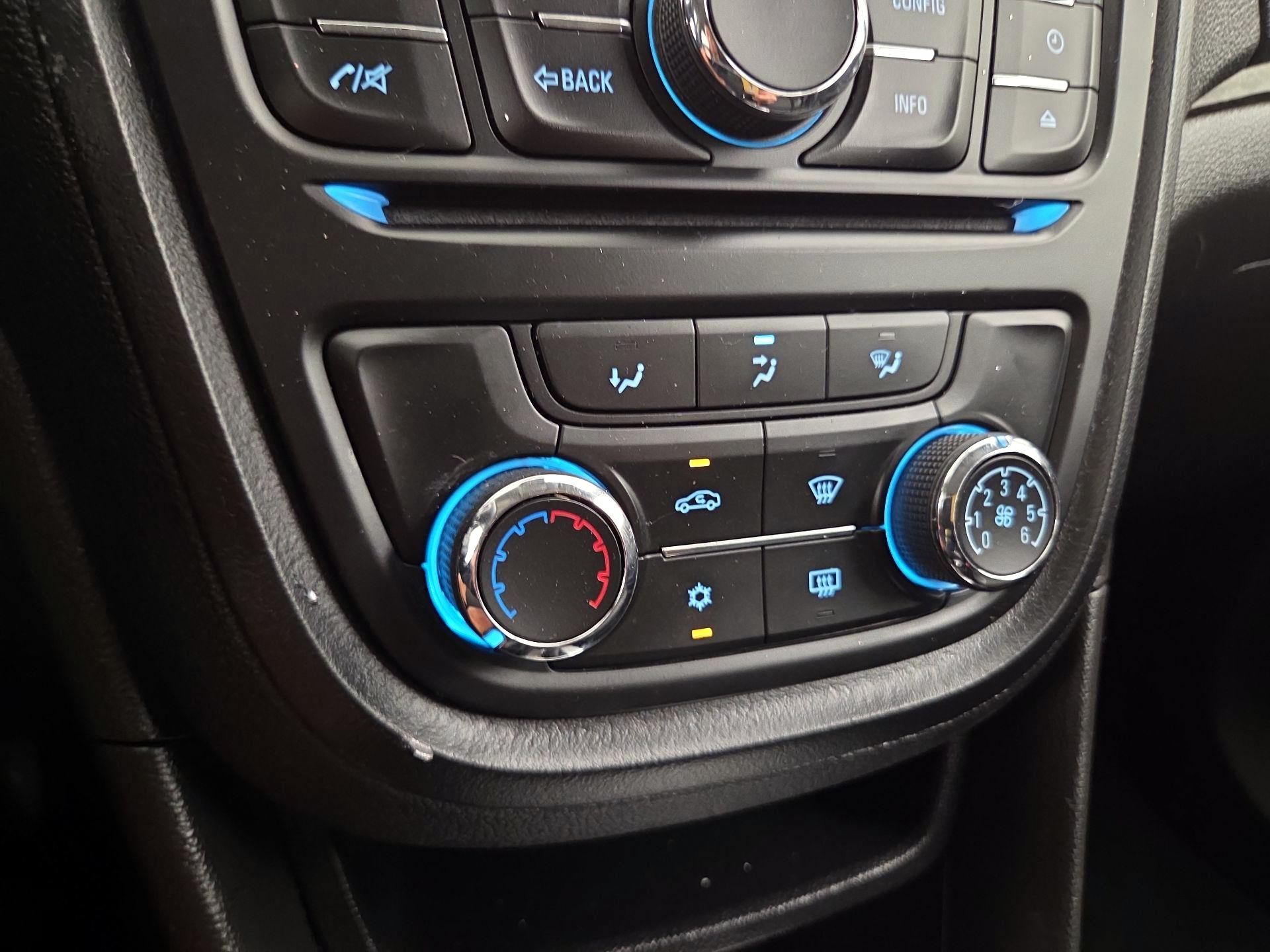 Thumbnail: 2016 Buick Encore - 16