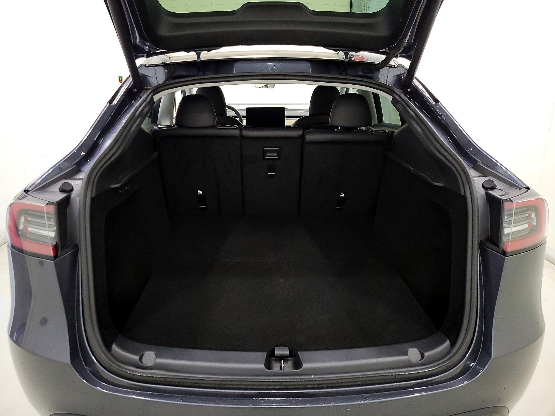 Thumbnail: 2023 Tesla Model Y - 20