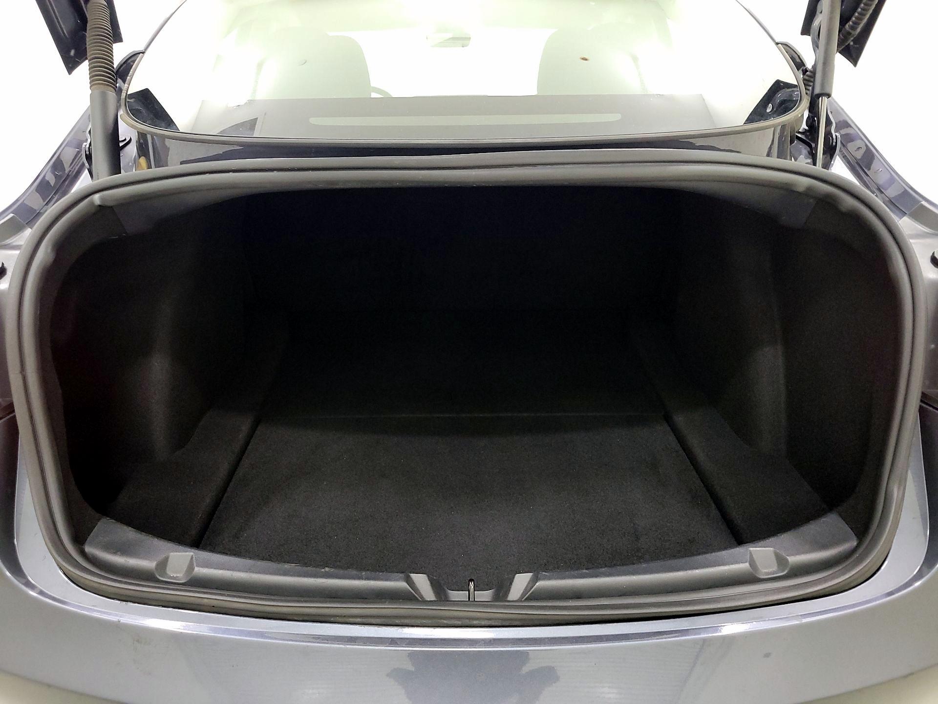 Thumbnail: 2023 Tesla Model 3 - 19