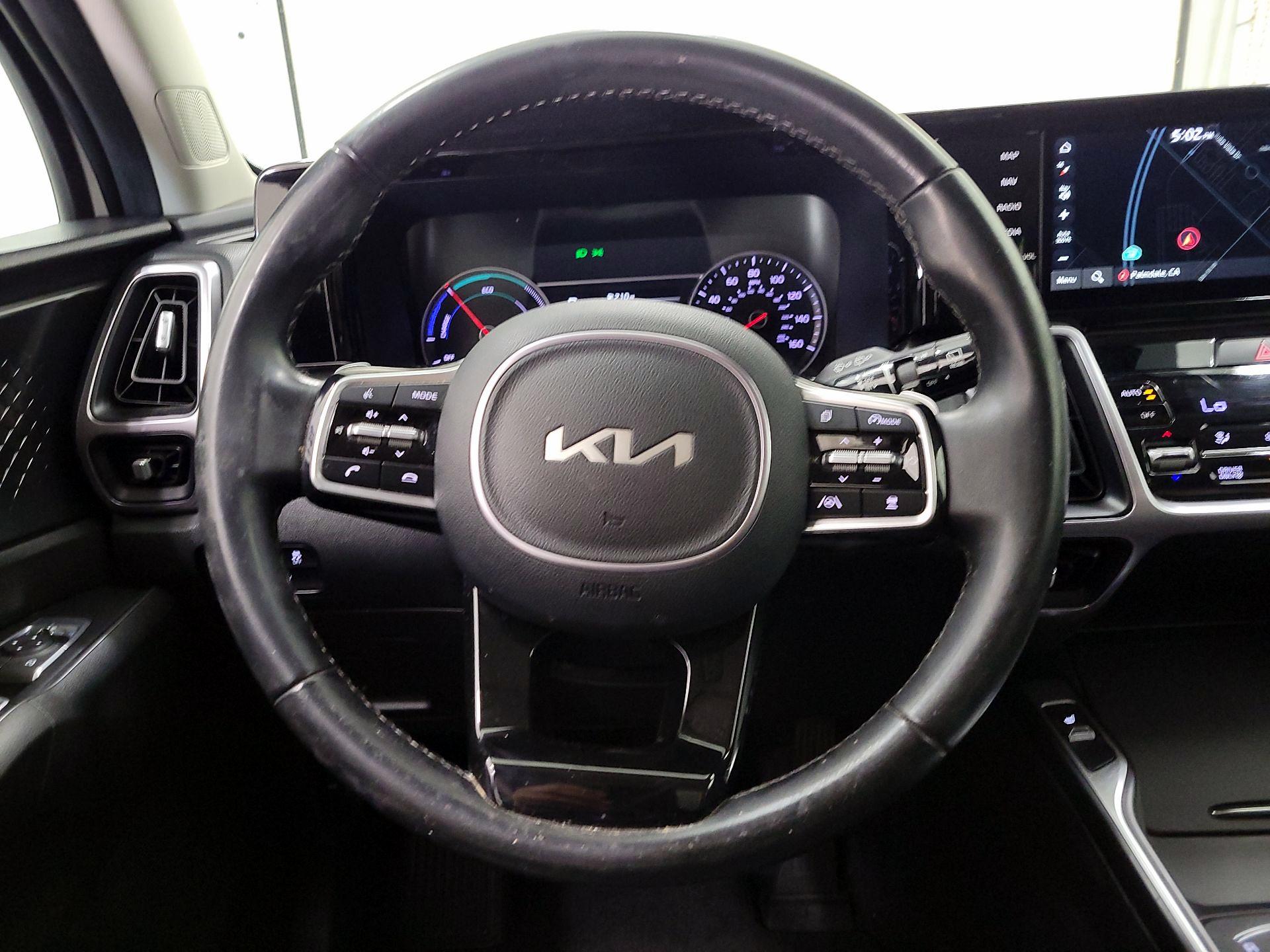 Thumbnail: 2023 Kia Sorento - 10