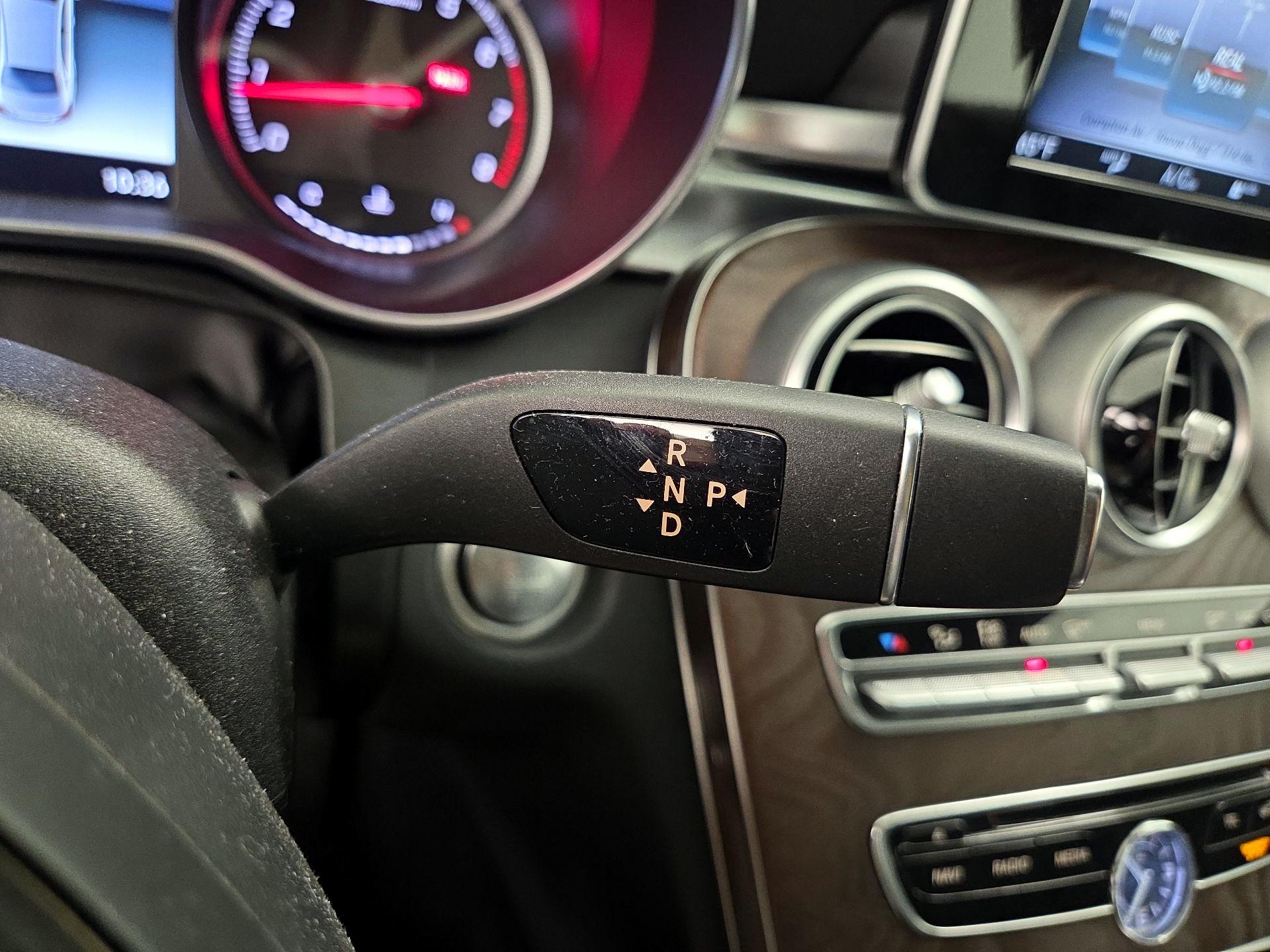 Thumbnail: 2018 Mercedes-Benz C-Class - 17