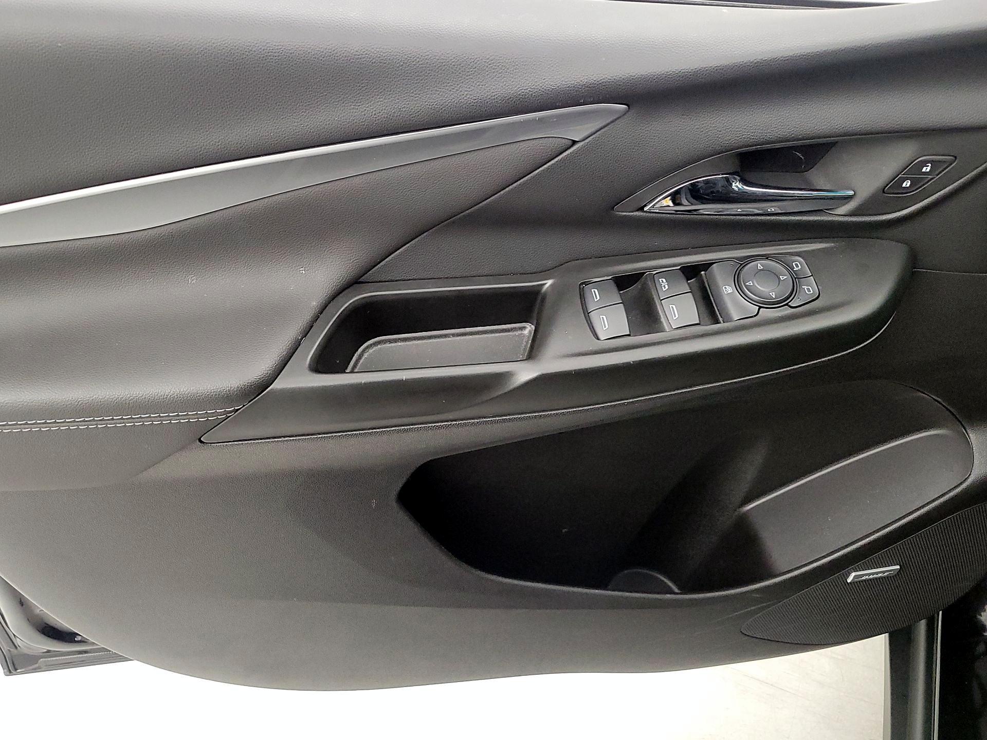 Thumbnail: 2023 Chevrolet Bolt EV - 12