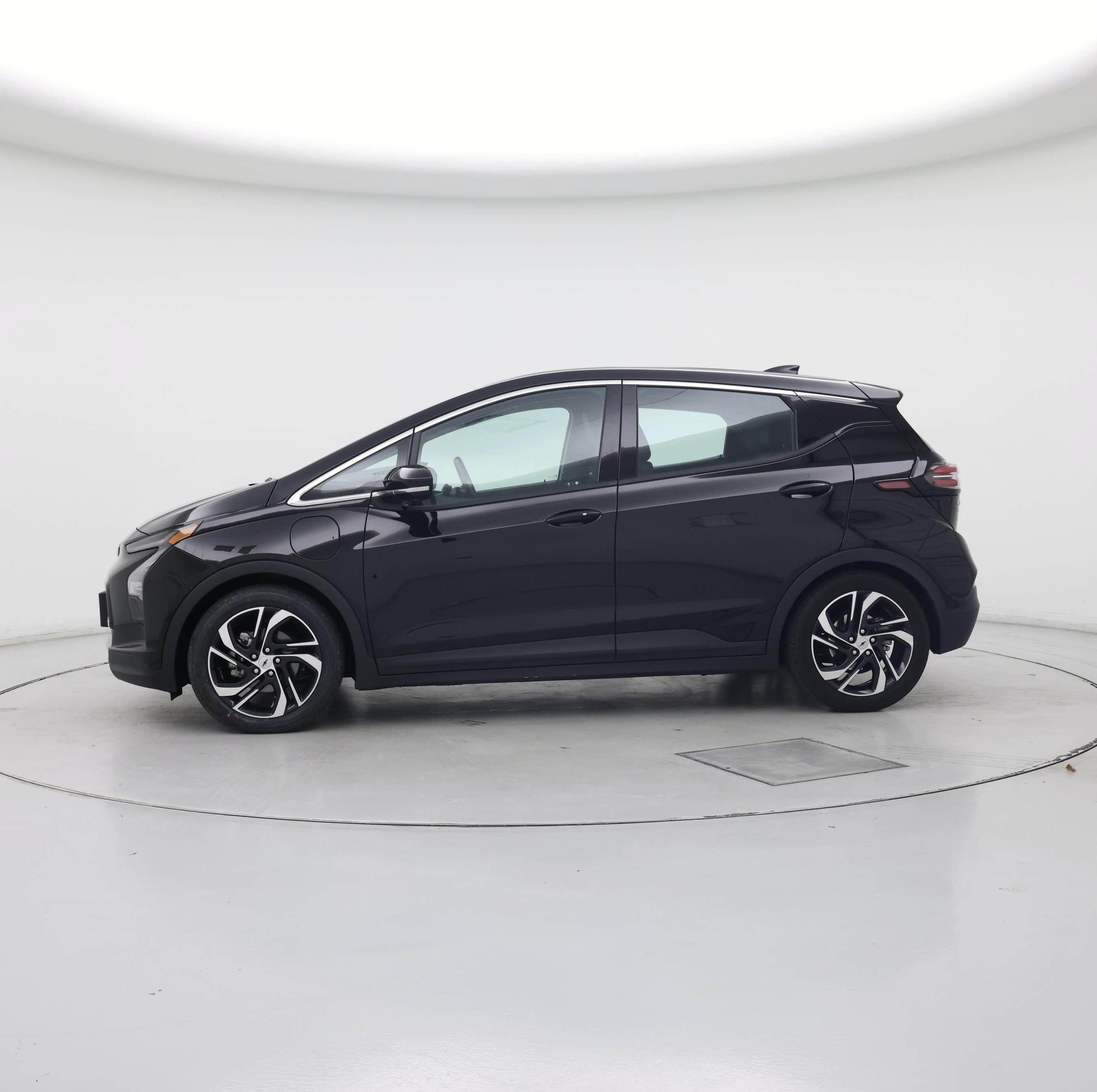 Thumbnail: 2023 Chevrolet Bolt EV - 3