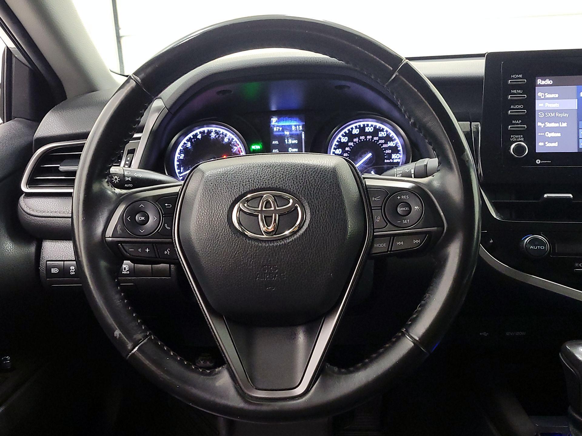 Thumbnail: 2021 Toyota Camry - 10