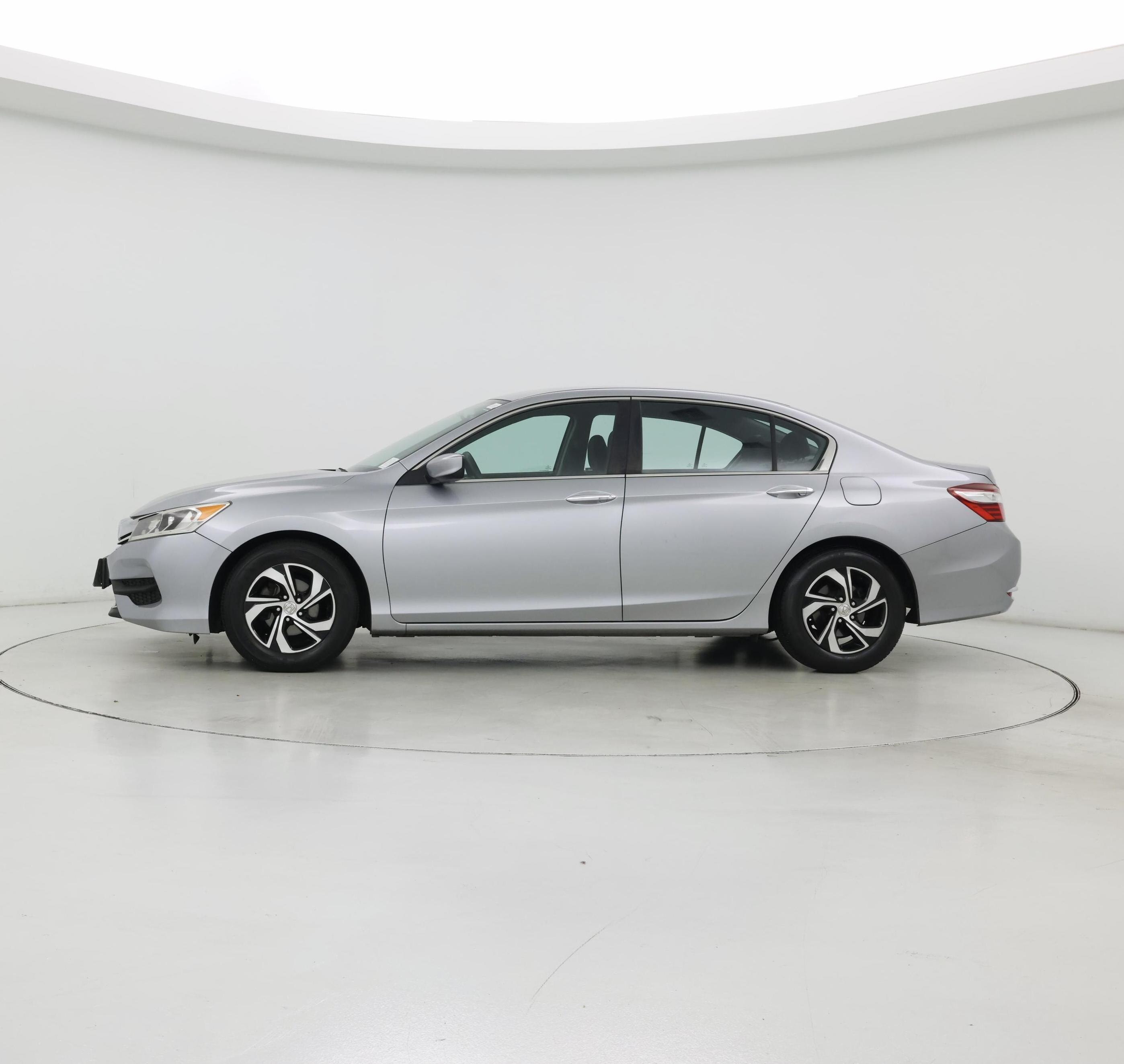 Thumbnail: 2016 Honda Accord - 3
