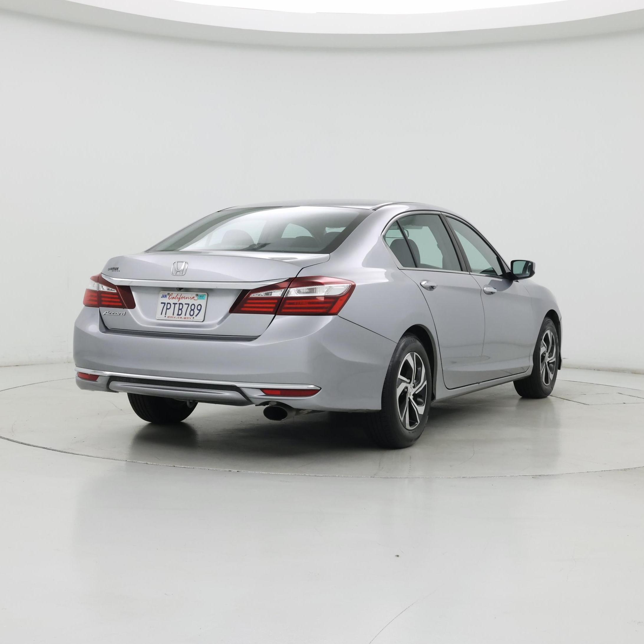 Thumbnail: 2016 Honda Accord - 8