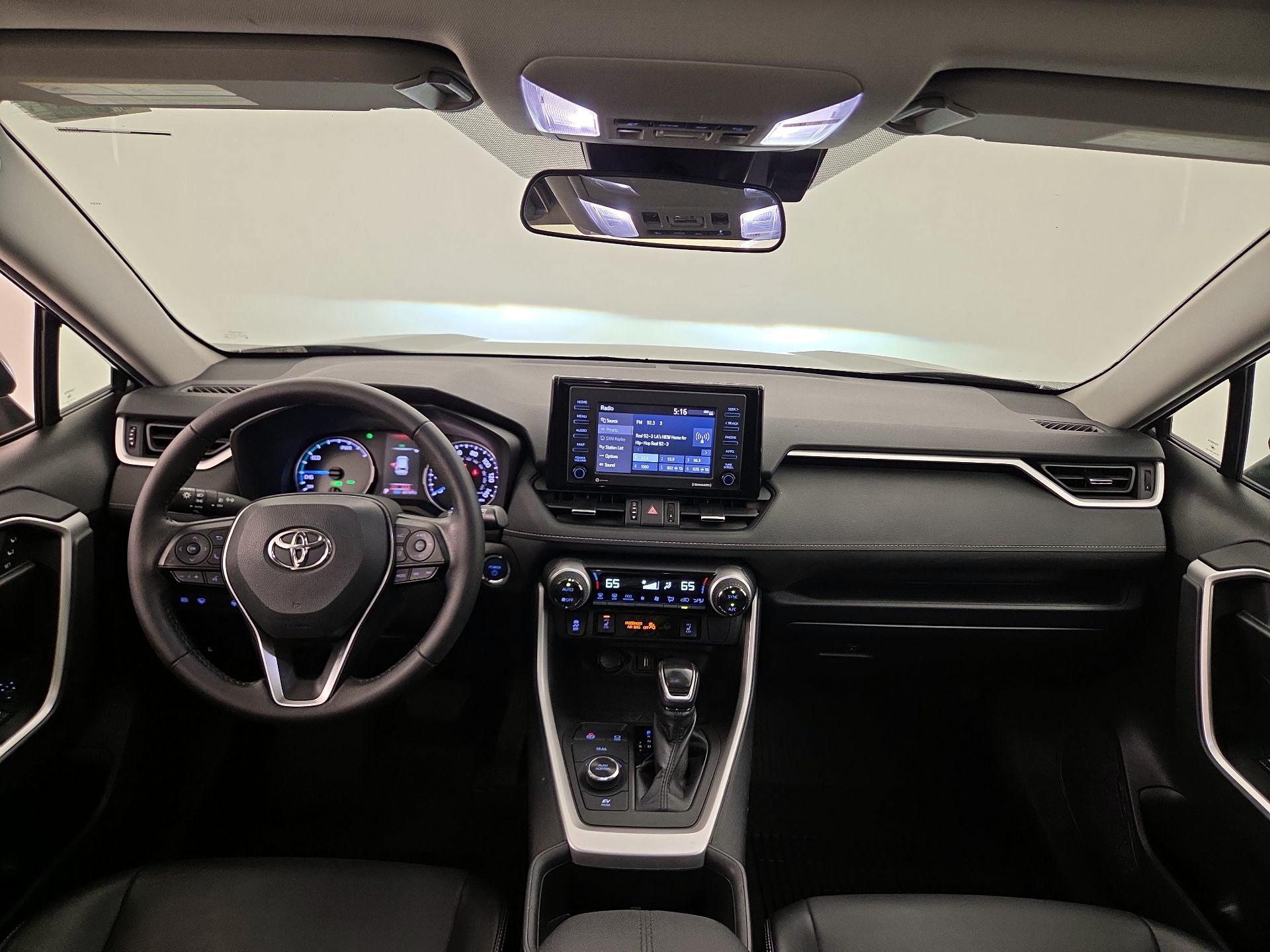 Thumbnail: 2022 Toyota RAV4 - 9