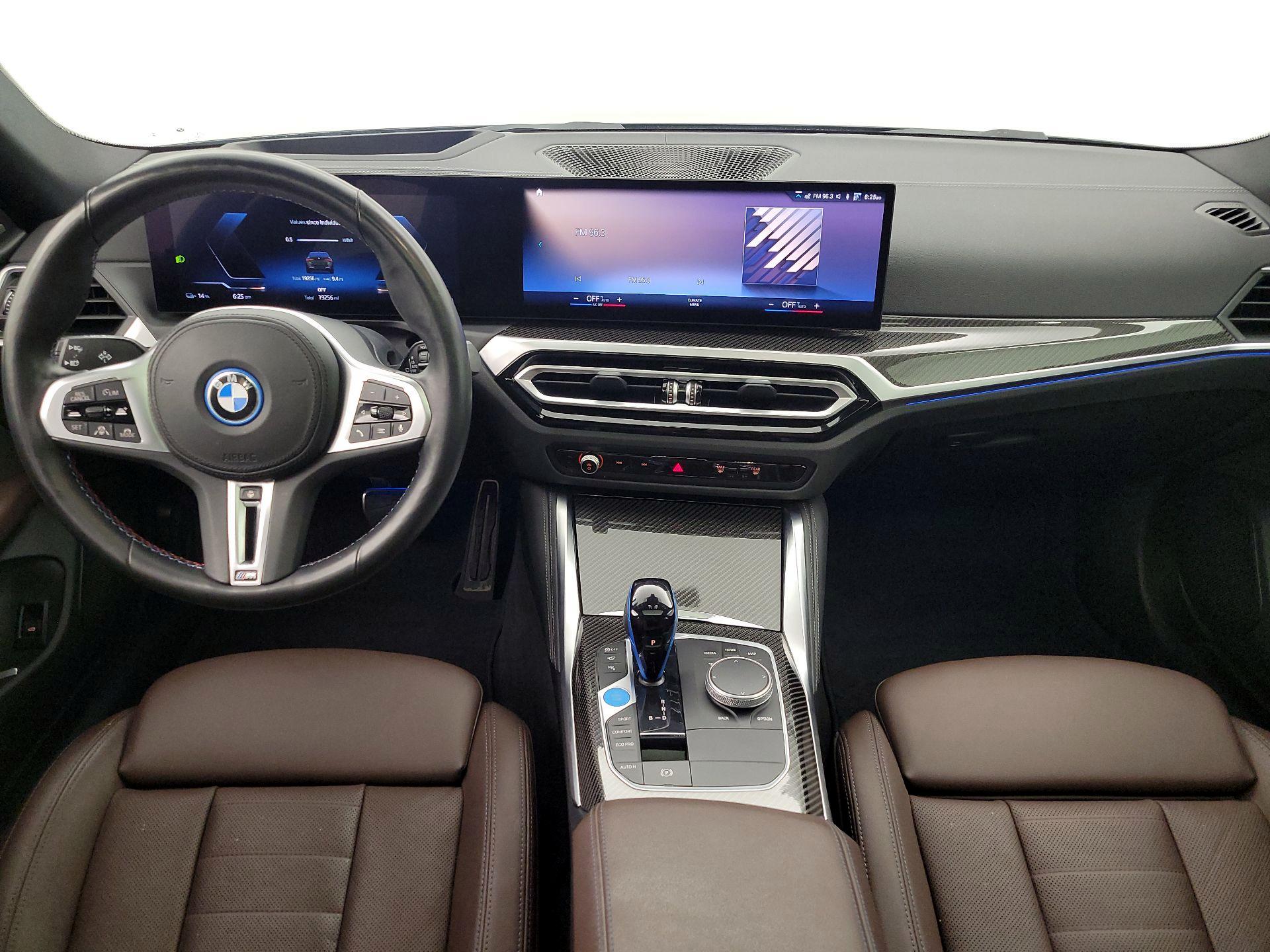 Thumbnail: 2023 BMW i4 - 9