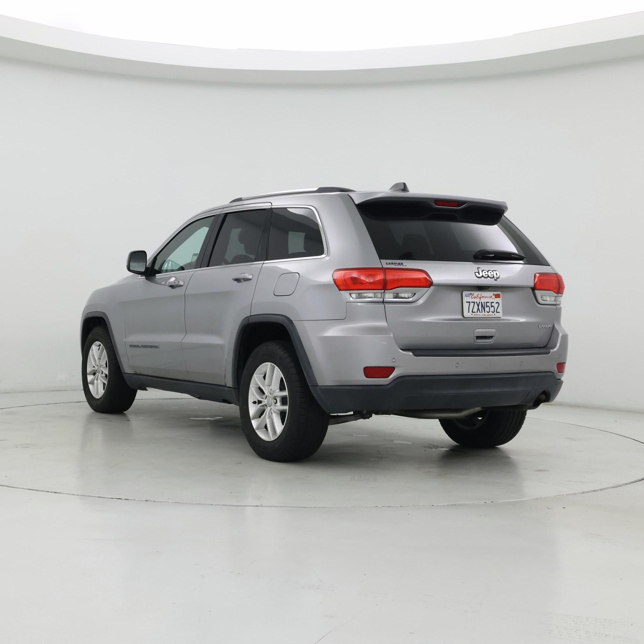 Thumbnail: 2017 Jeep Grand Cherokee - 2