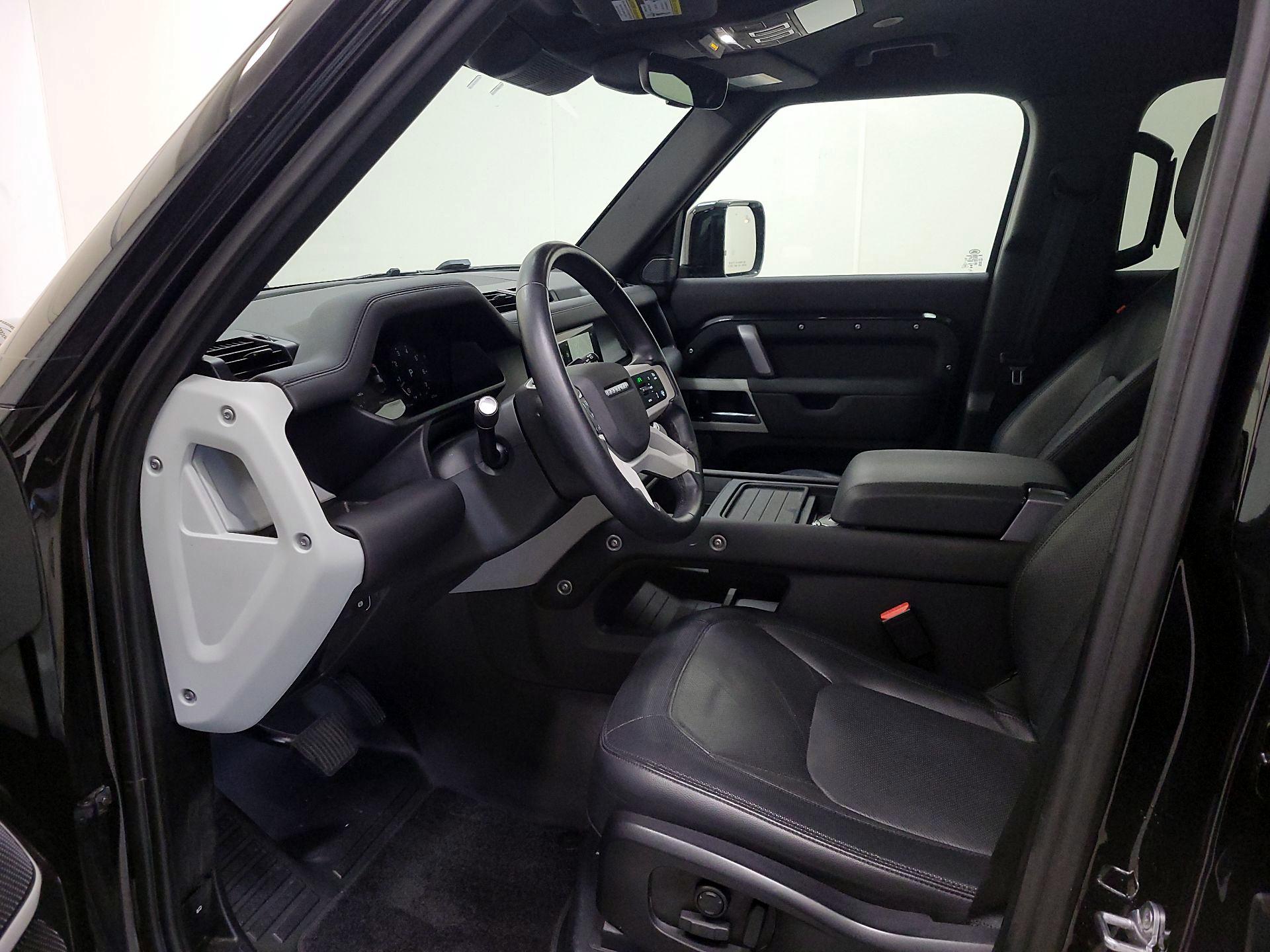 Thumbnail: 2024 Land Rover Defender - 11
