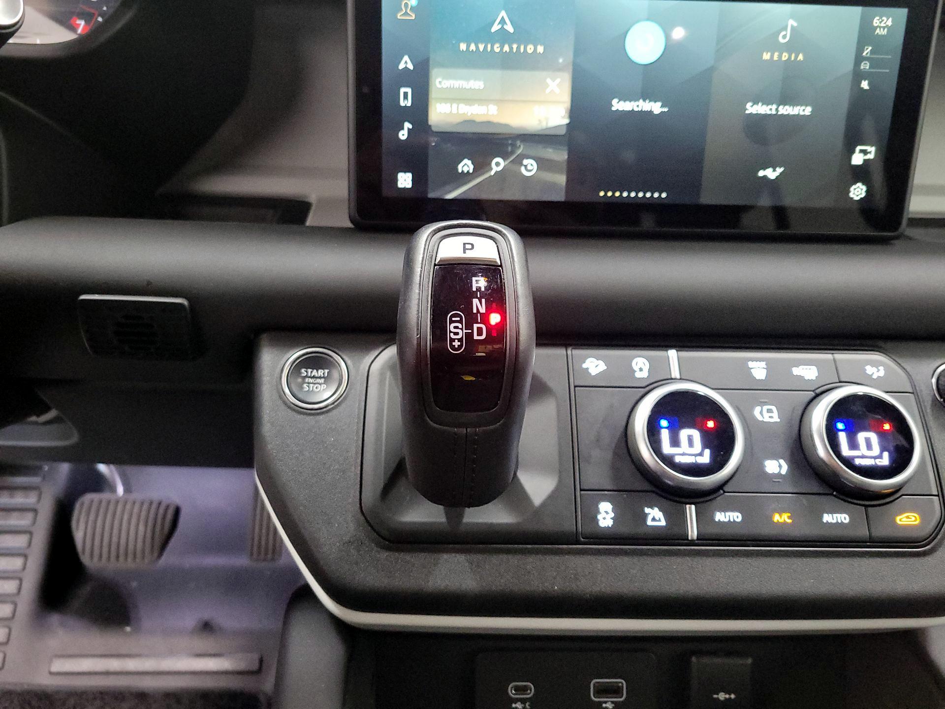 Thumbnail: 2024 Land Rover Defender - 18