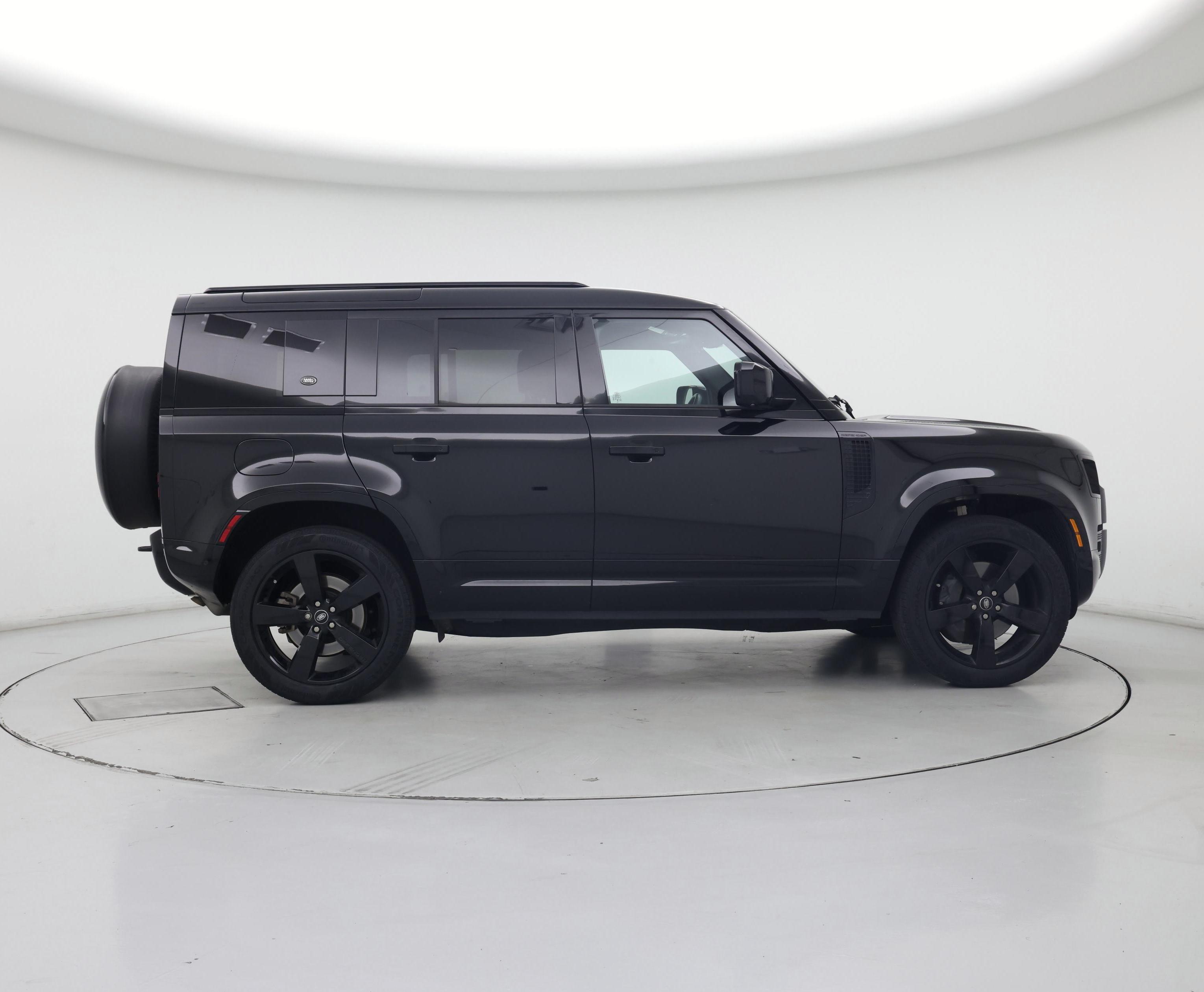 Thumbnail: 2024 Land Rover Defender - 7