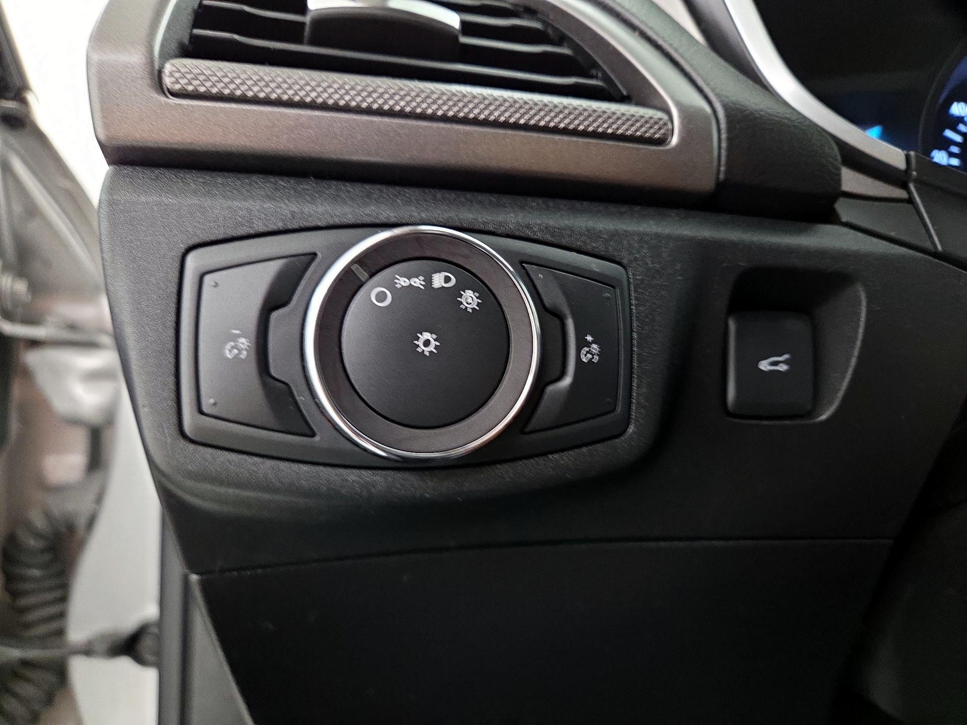 Thumbnail: 2019 Ford Fusion - 13