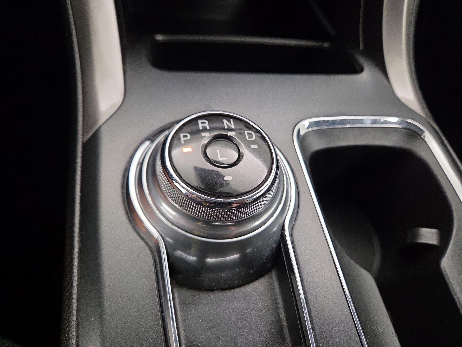 Thumbnail: 2019 Ford Fusion - 18