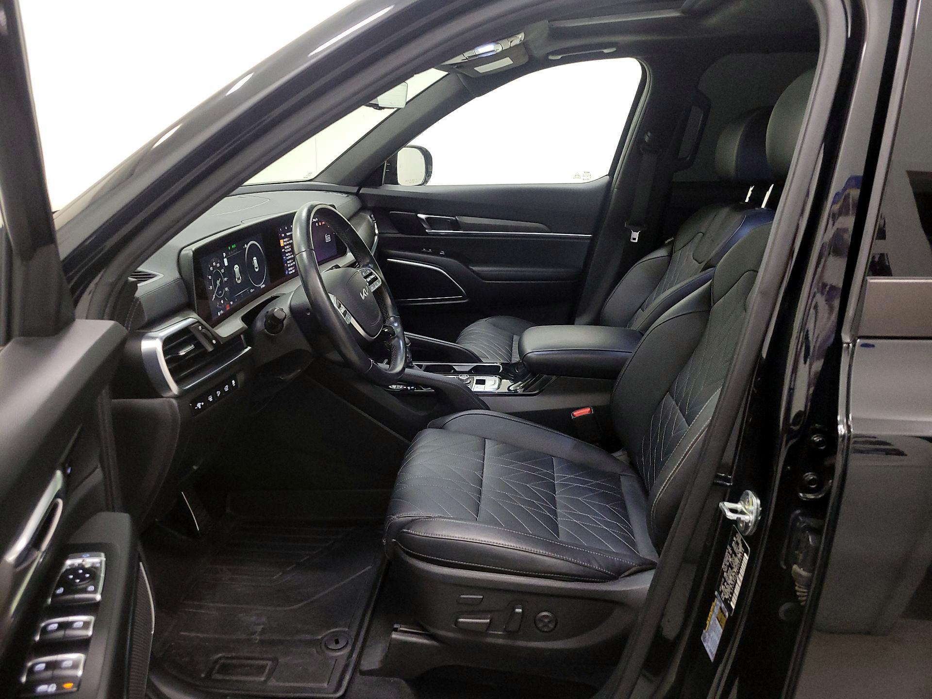 Thumbnail: 2023 Kia Telluride - 11