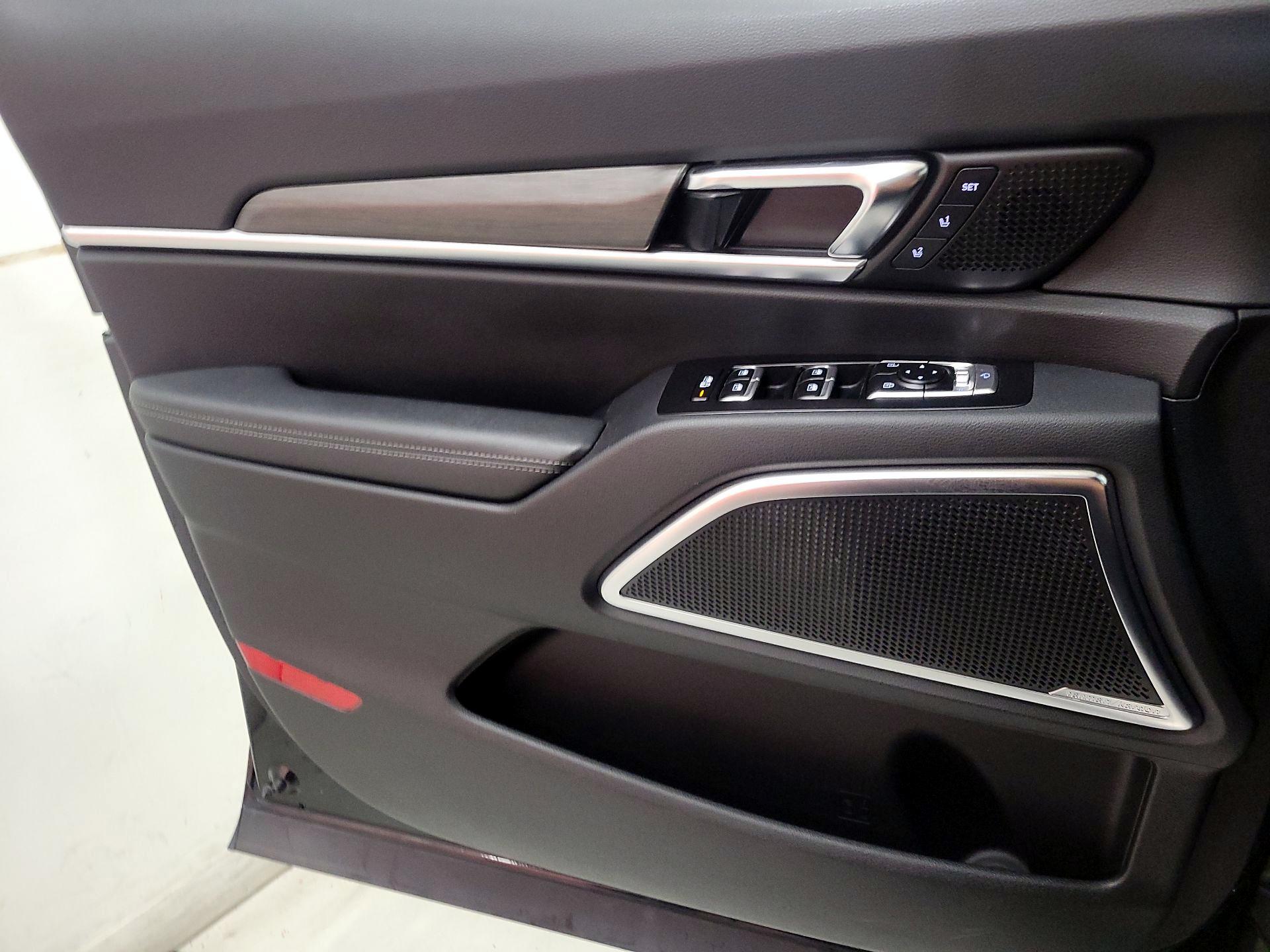 Thumbnail: 2023 Kia Telluride - 12