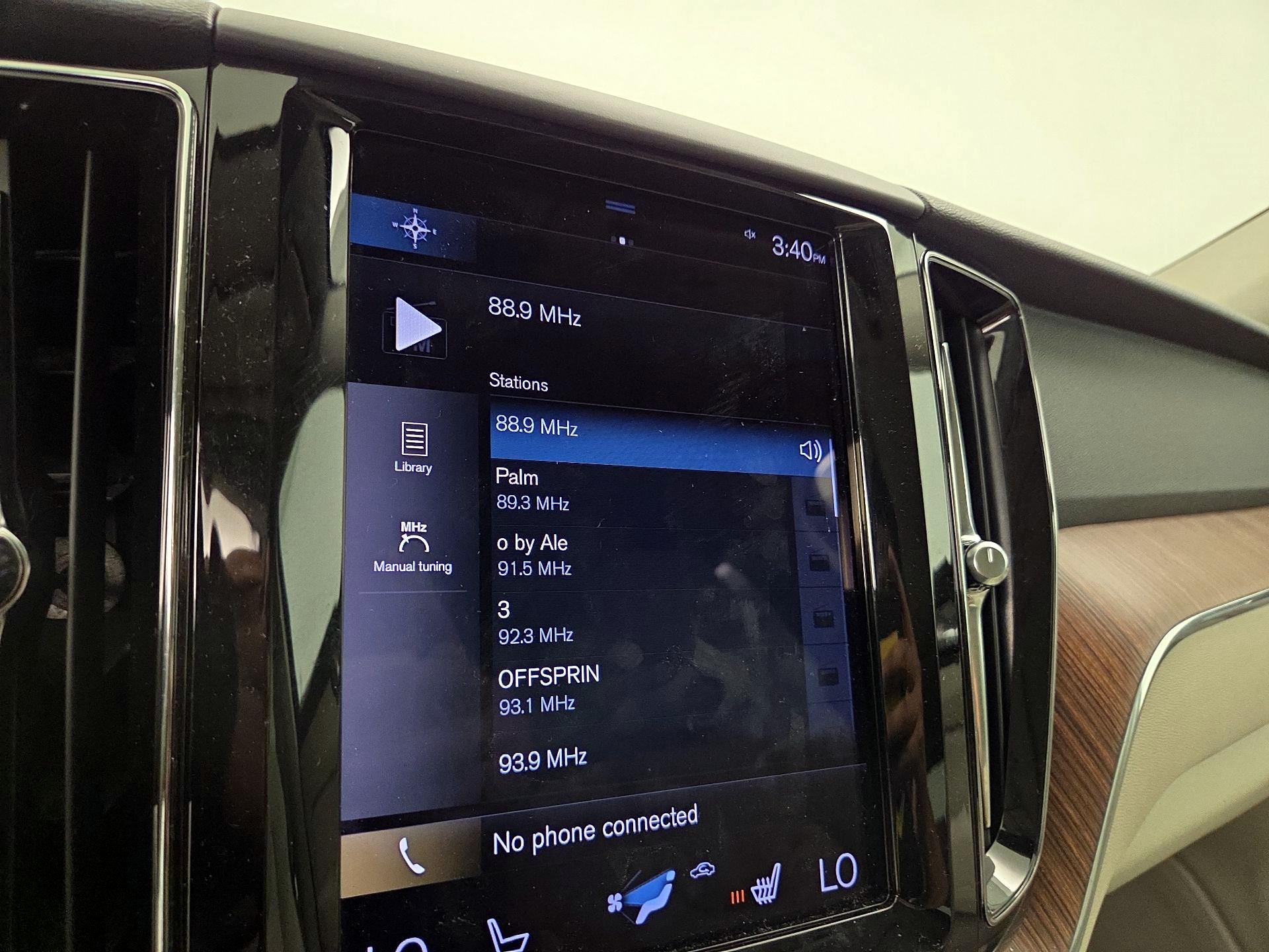 Thumbnail: 2021 Volvo XC60 - 16