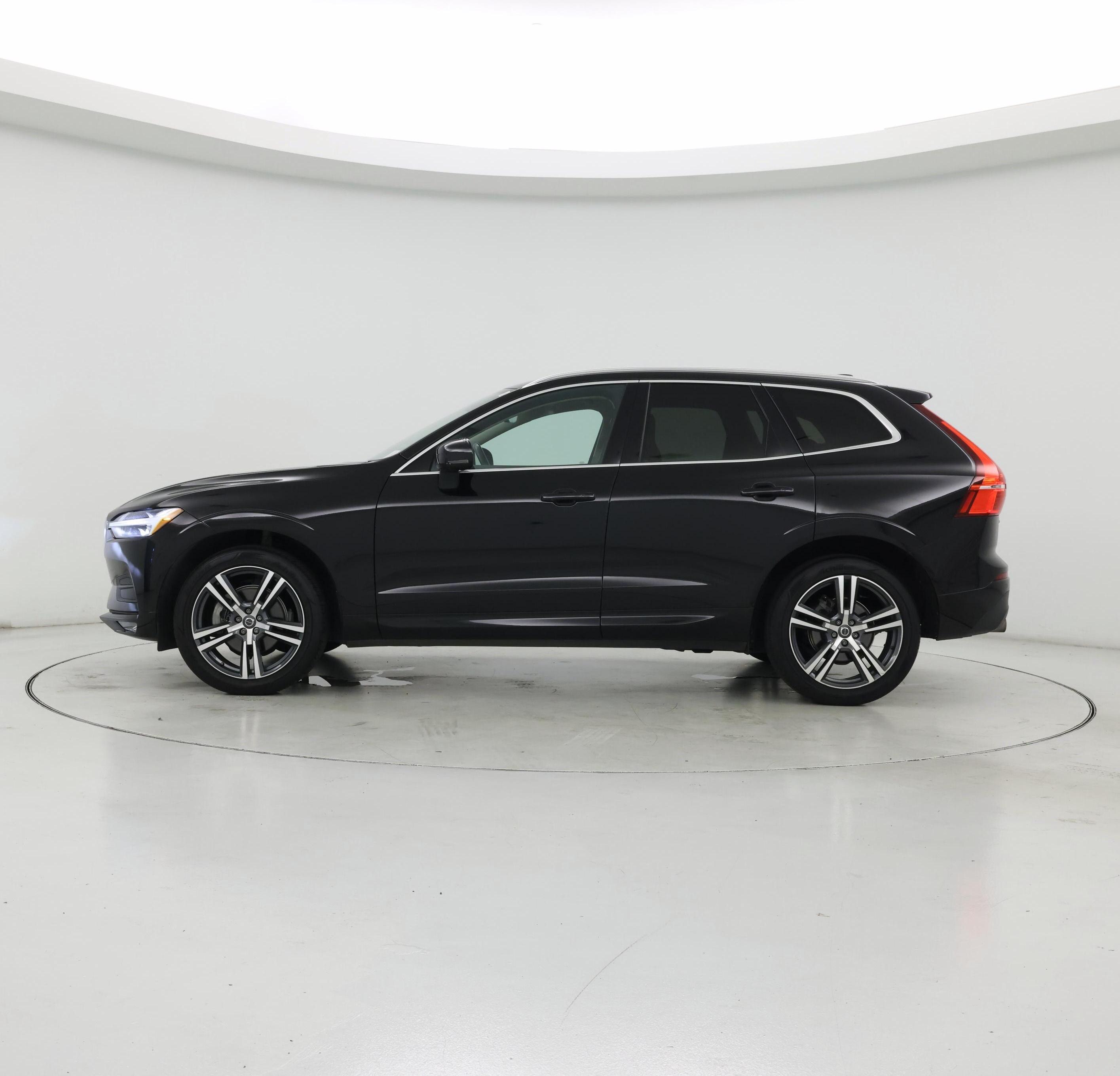 Thumbnail: 2021 Volvo XC60 - 3