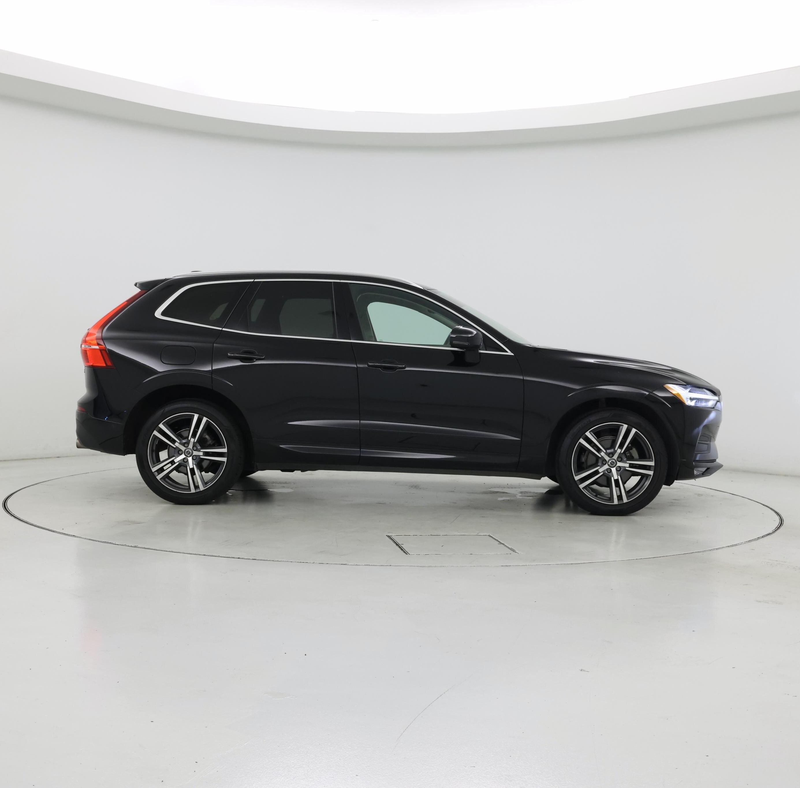 Thumbnail: 2021 Volvo XC60 - 7