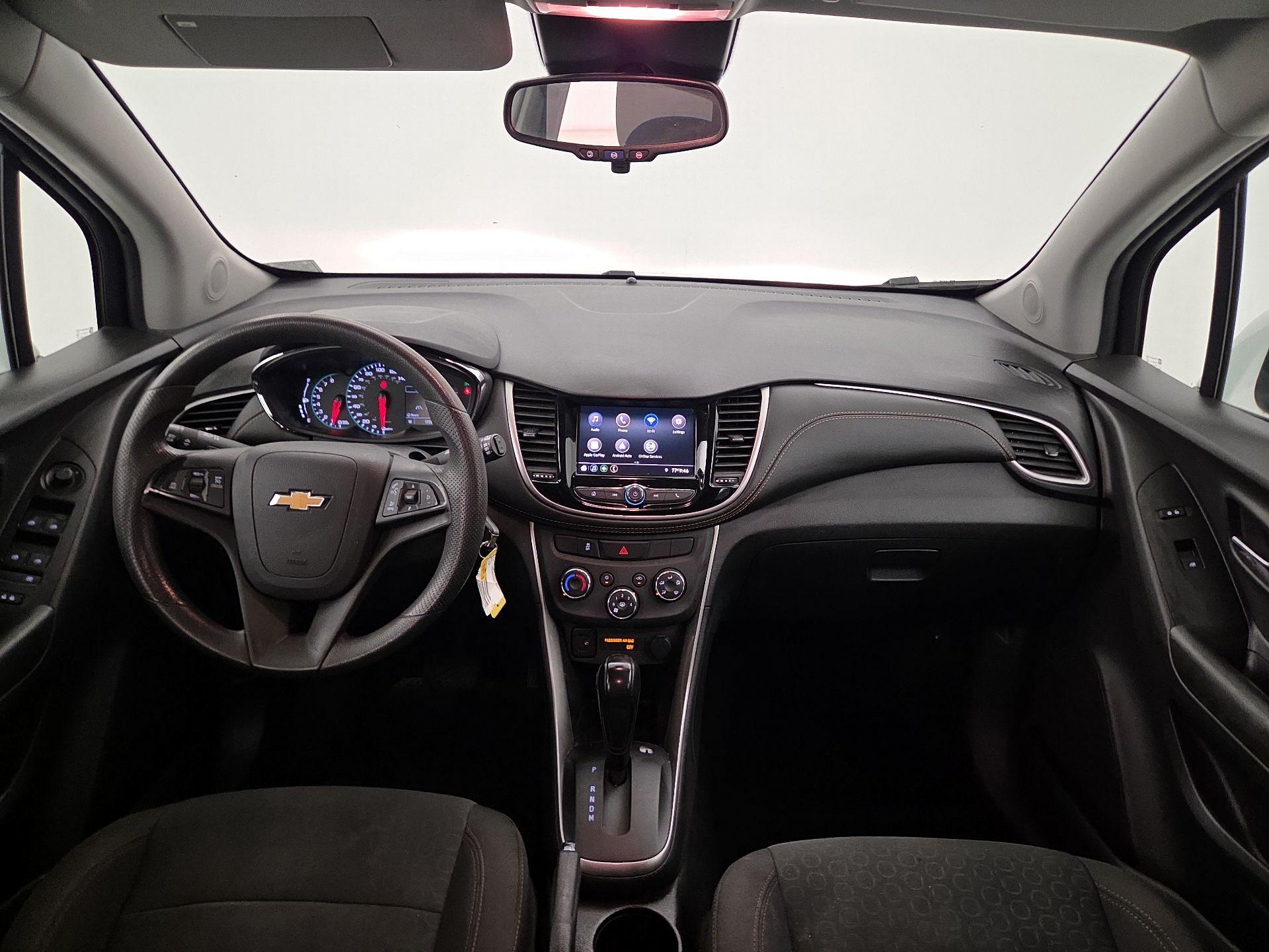 Thumbnail: 2022 Chevrolet Trax - 9