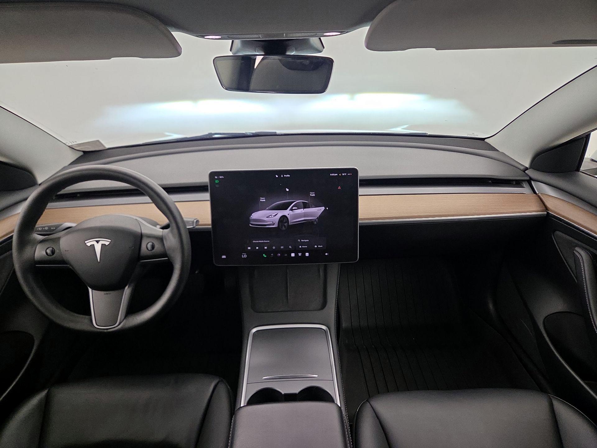 Thumbnail: 2023 Tesla Model 3 - 9