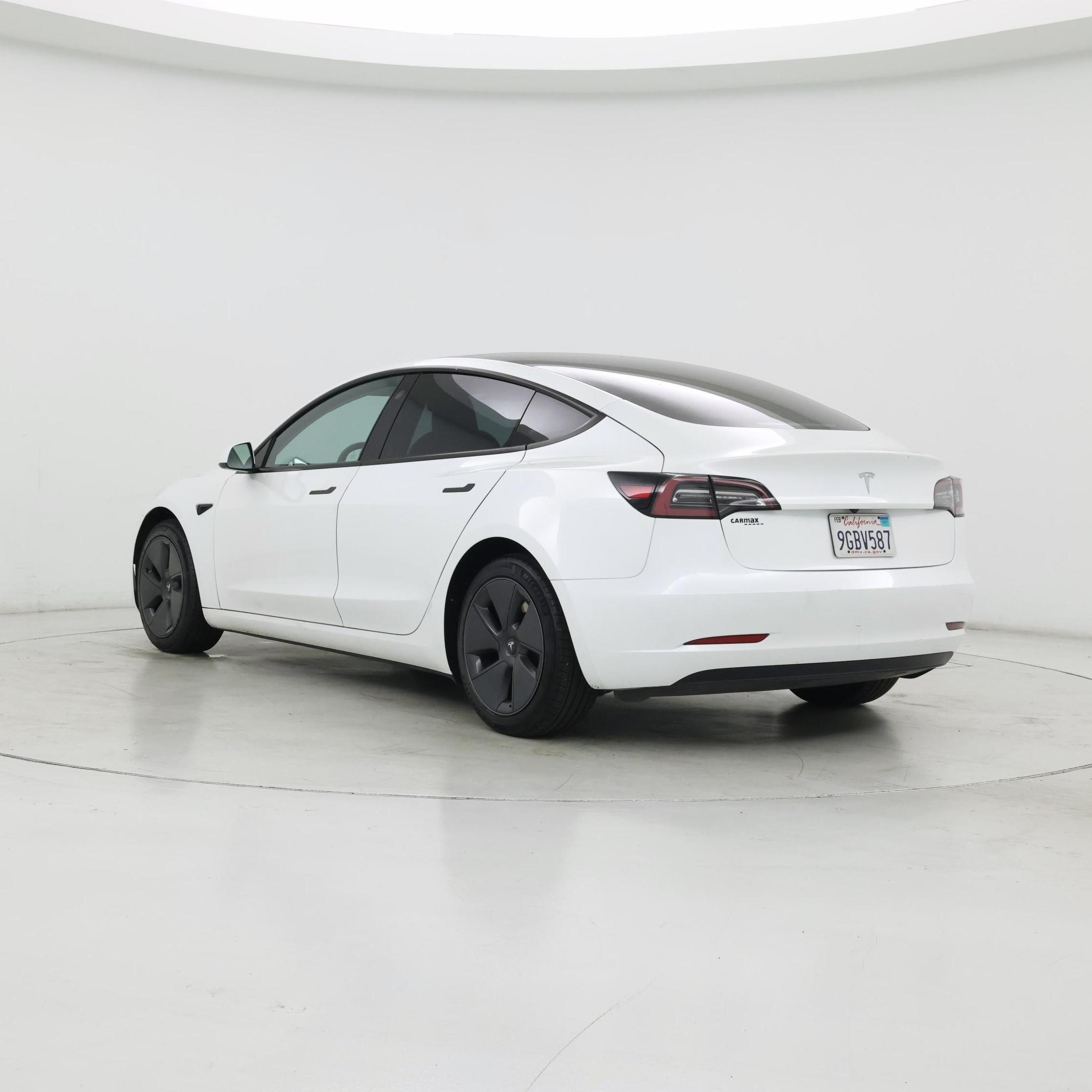 Thumbnail: 2023 Tesla Model 3 - 2