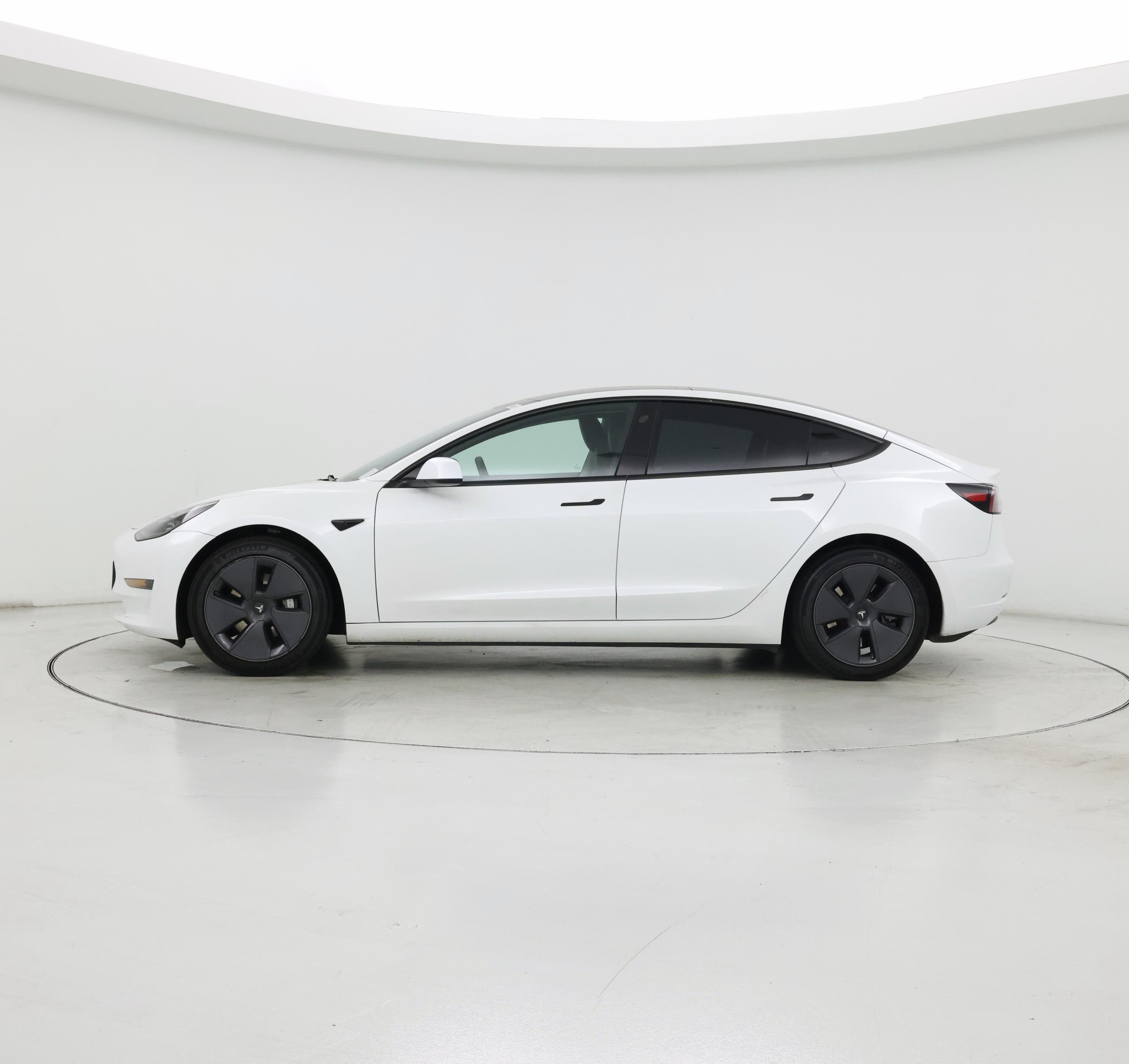Thumbnail: 2023 Tesla Model 3 - 3