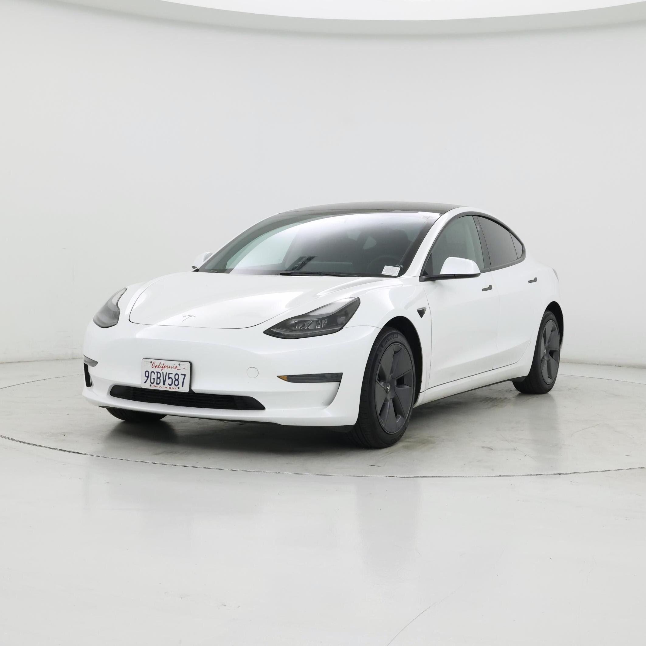Thumbnail: 2023 Tesla Model 3 - 4