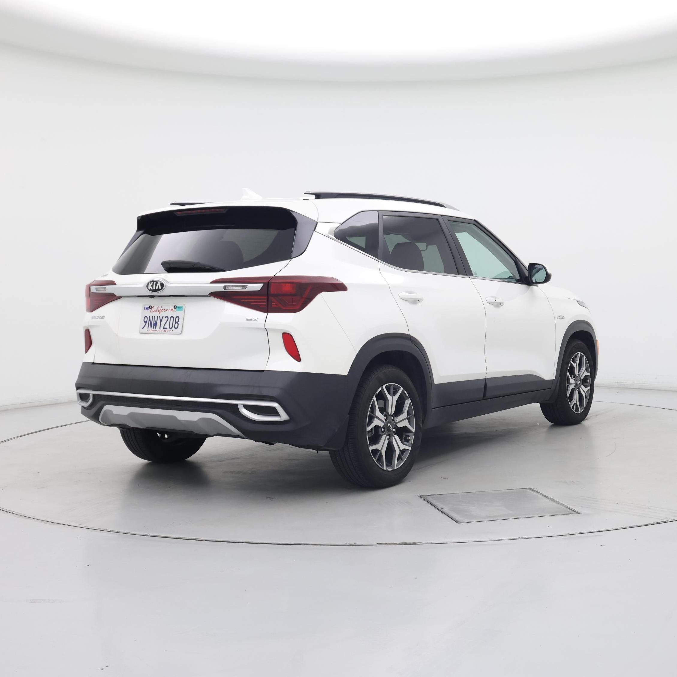 Thumbnail: 2021 Kia Seltos - 8
