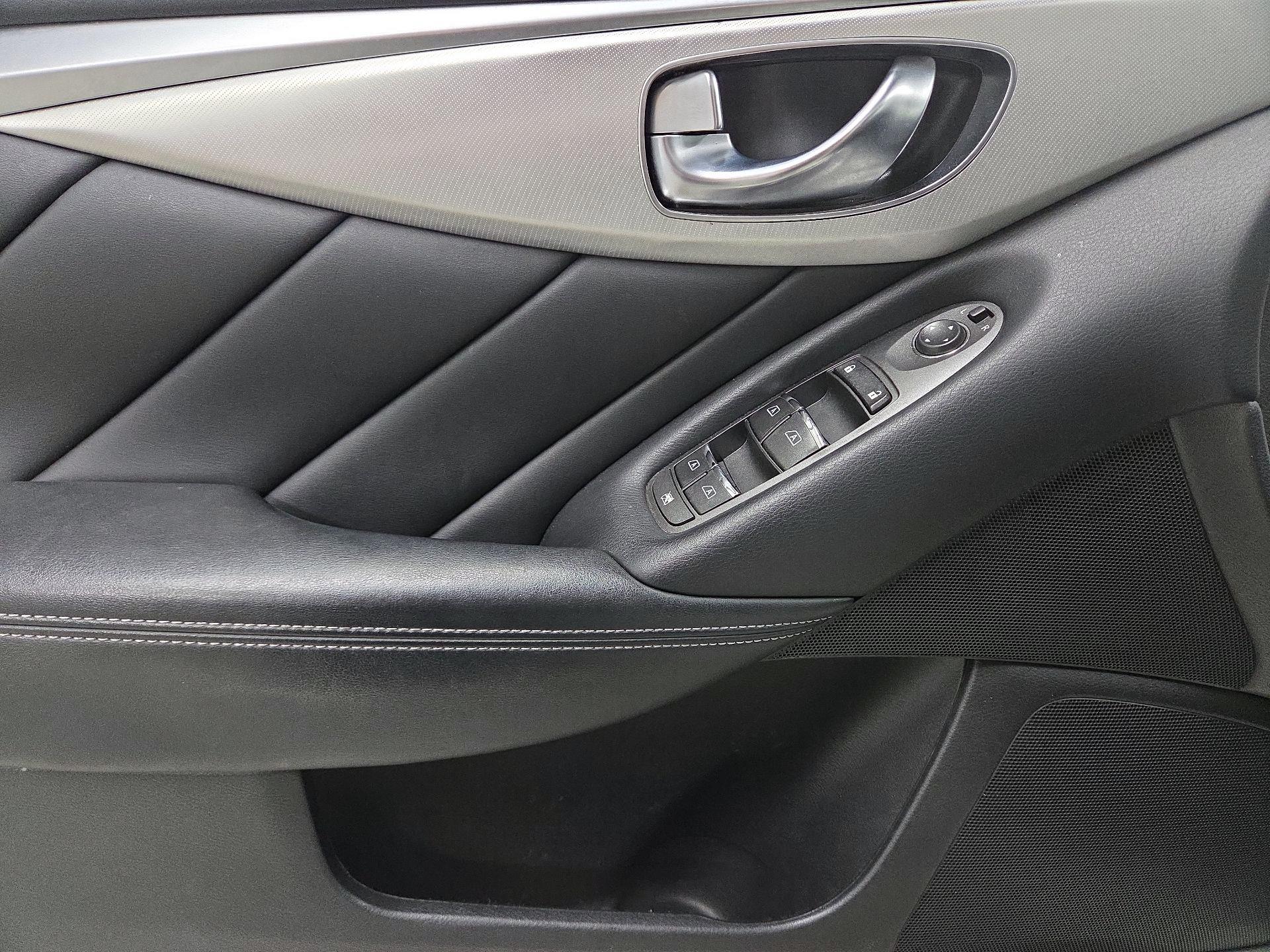 Thumbnail: 2020 INFINITI Q50 - 12