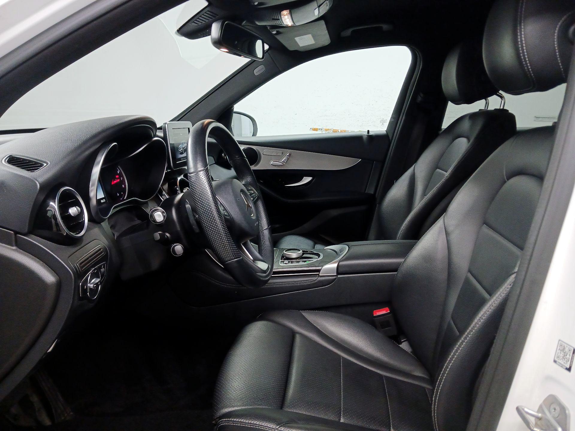 Thumbnail: 2019 Mercedes-Benz GLC - 11