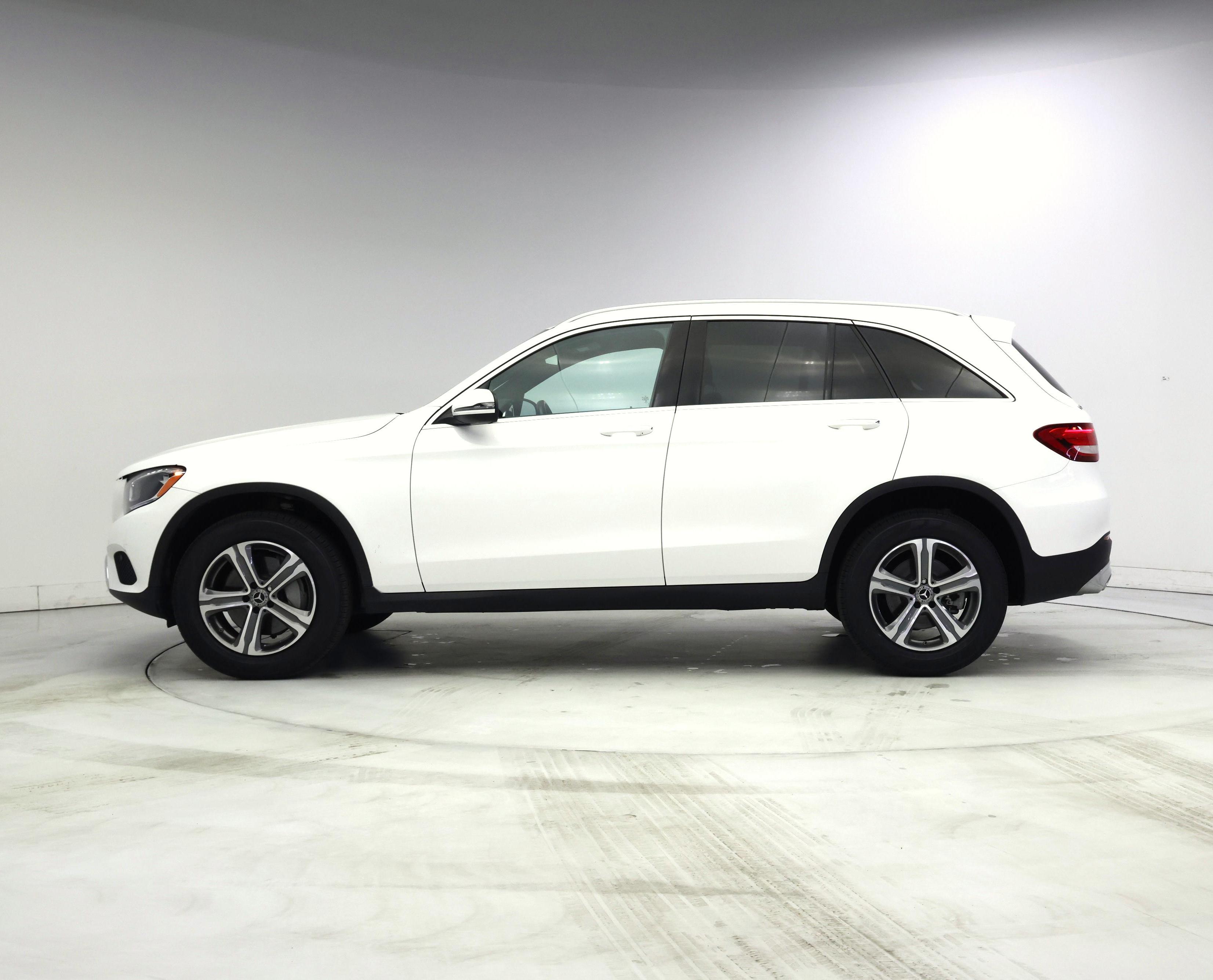 Thumbnail: 2019 Mercedes-Benz GLC - 3