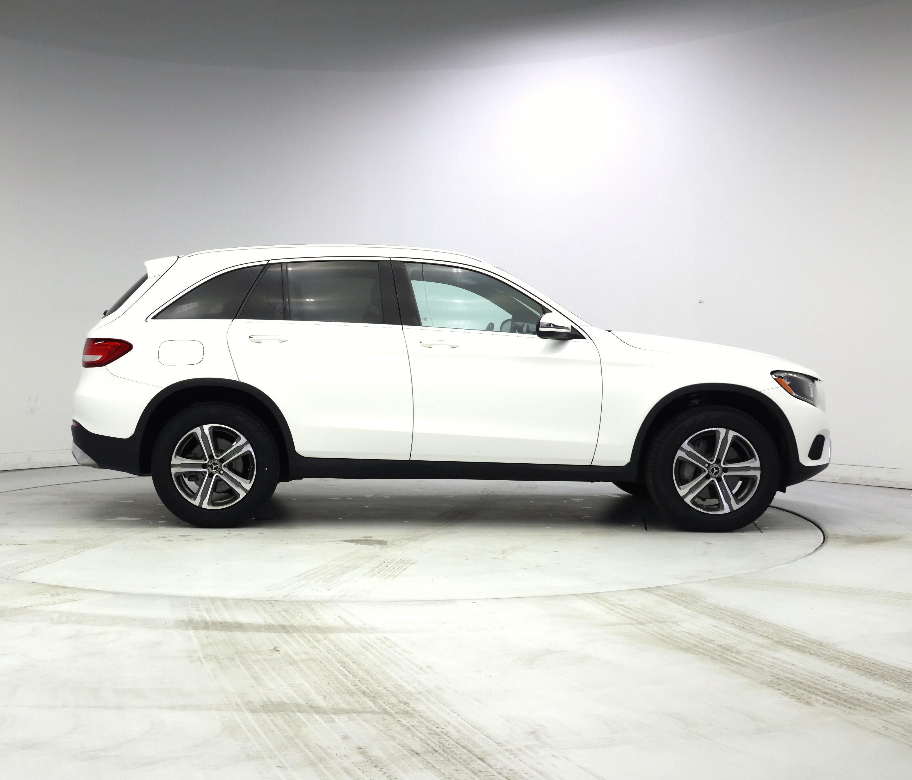 Thumbnail: 2019 Mercedes-Benz GLC - 7