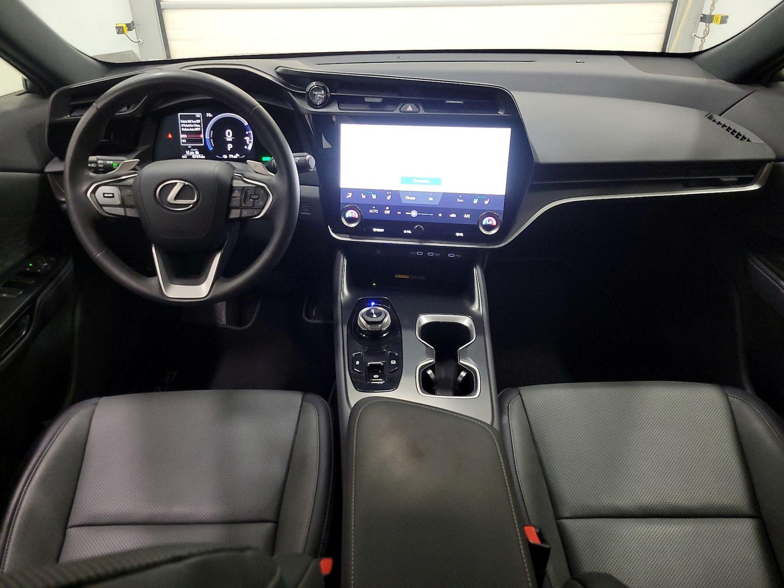 2024 Lexus RZ Premium - Photo 10