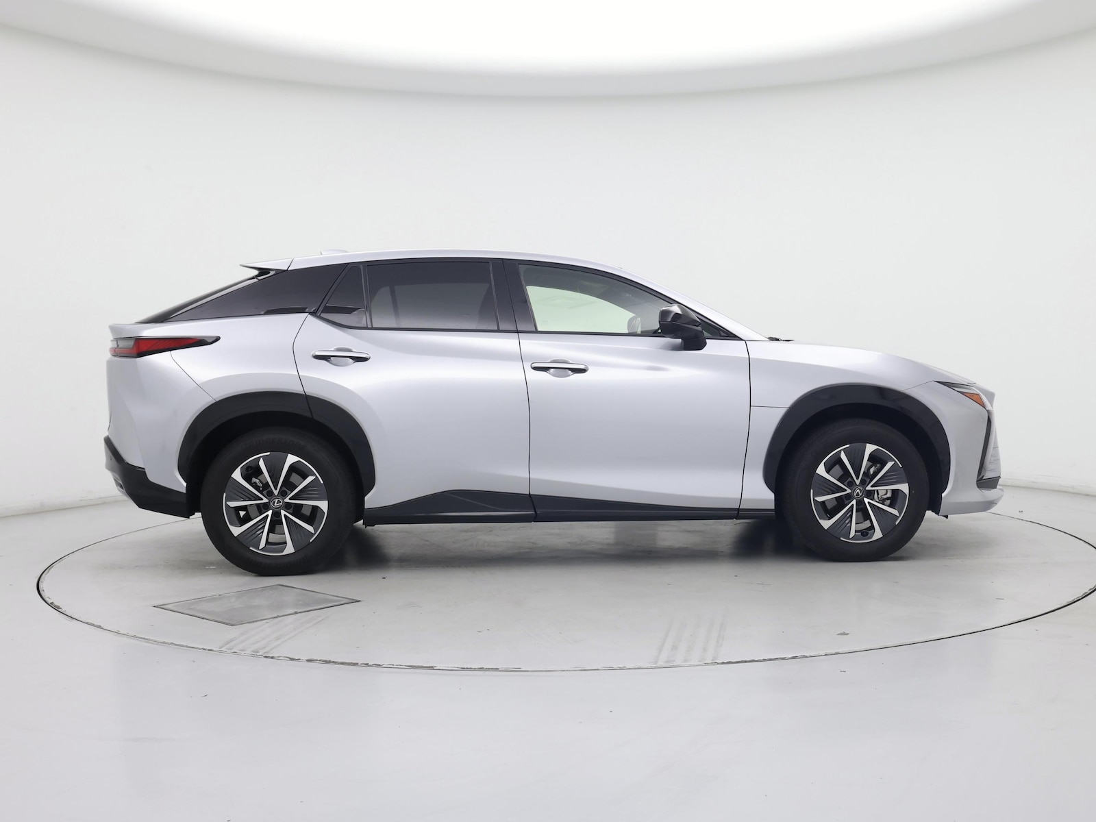 2024 Lexus RZ Premium - Photo 8