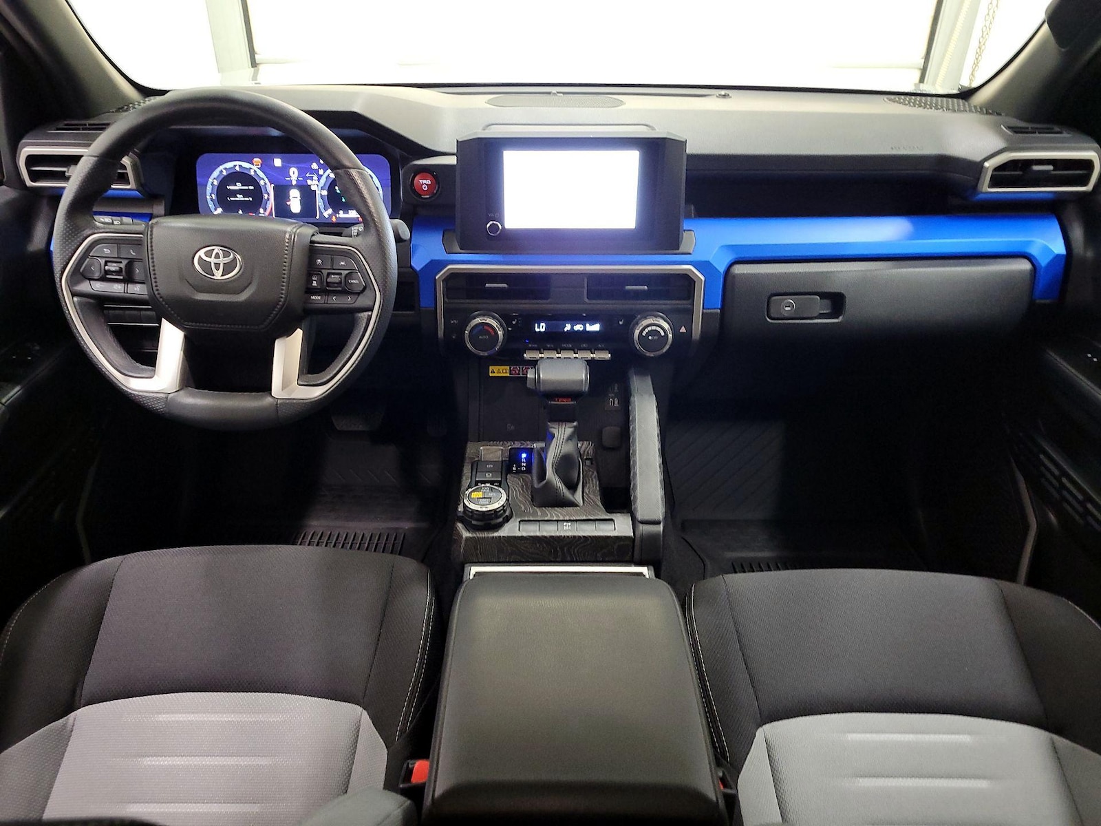 2026 Toyota 4Runner TRD Off-Road - Photo 10