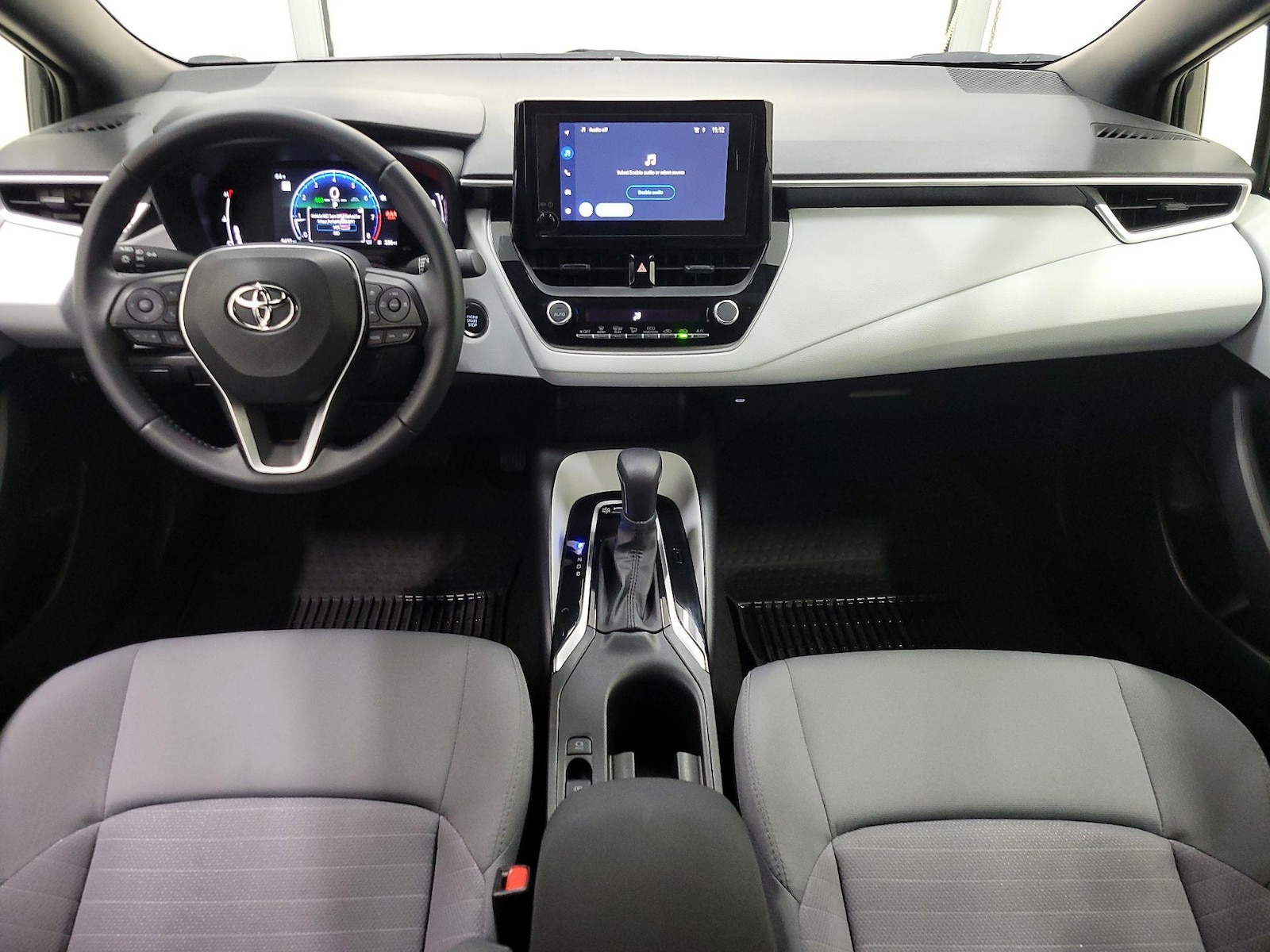 2026 Toyota Corolla SE - Photo 10