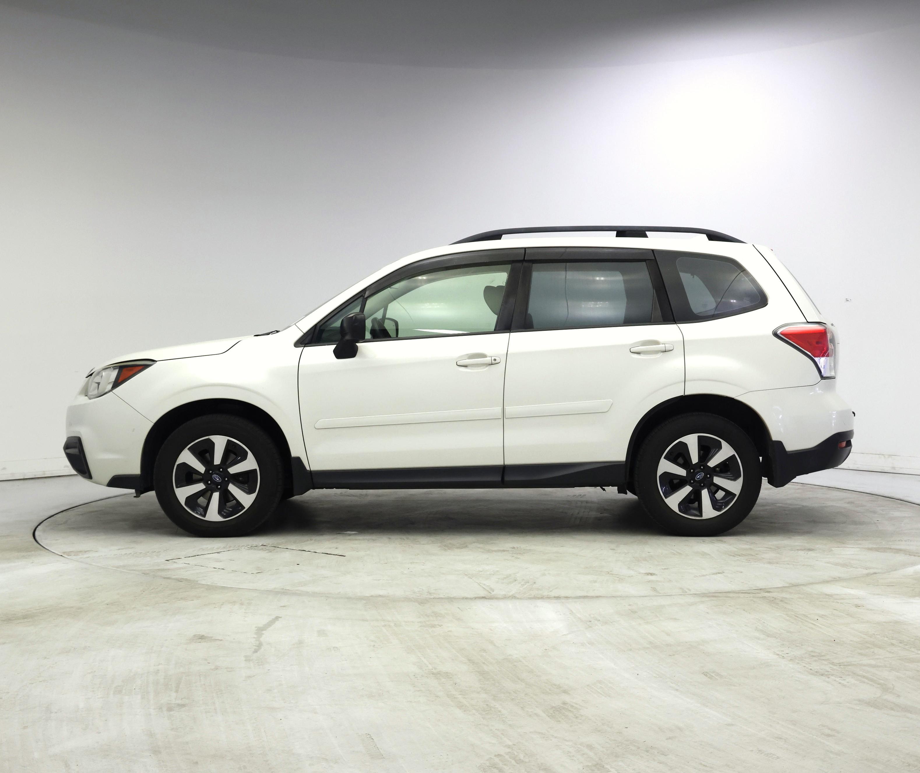 Thumbnail: 2017 Subaru Forester - 3