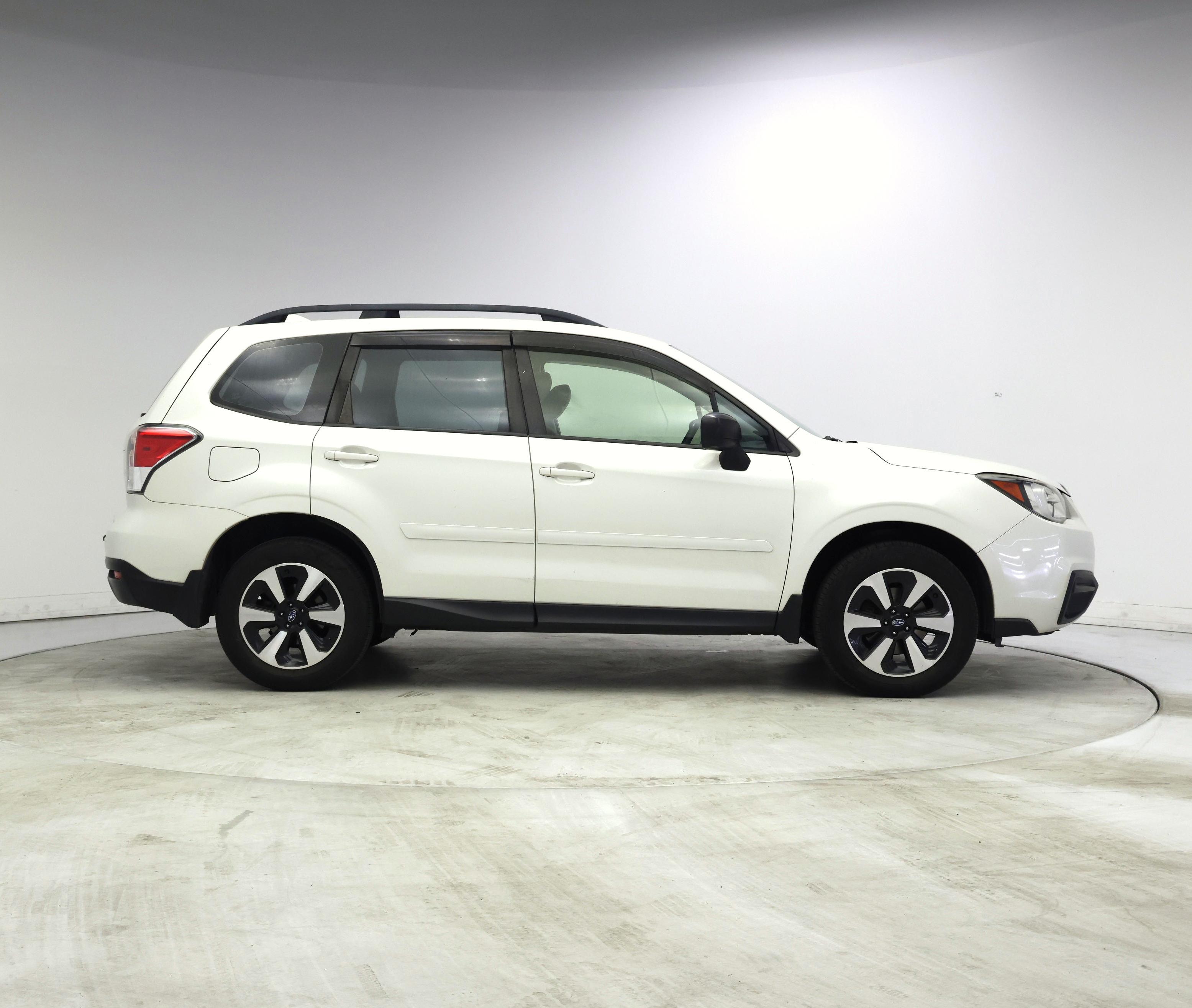 Thumbnail: 2017 Subaru Forester - 7