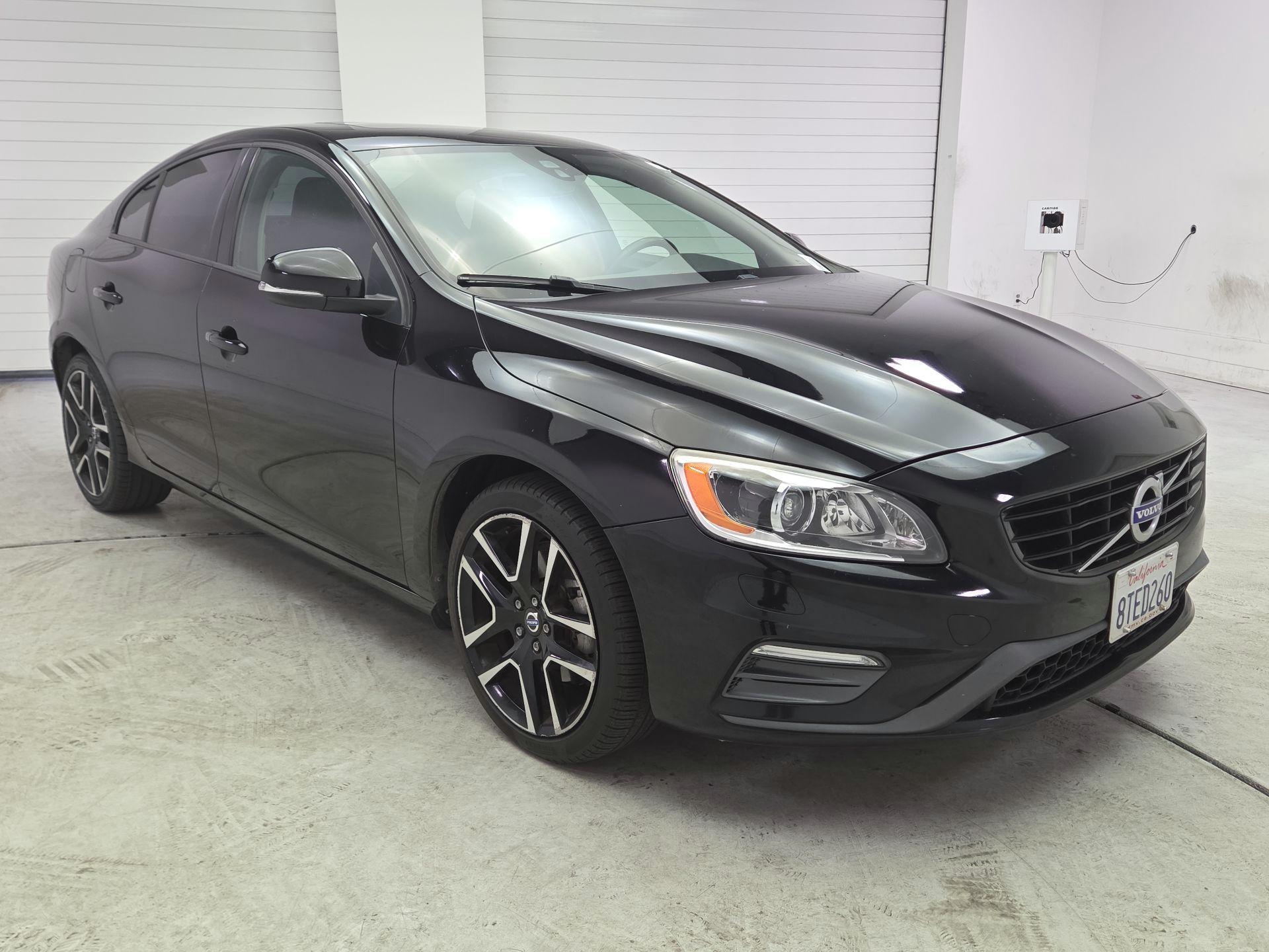 Thumbnail: 2017 Volvo S60 - 1