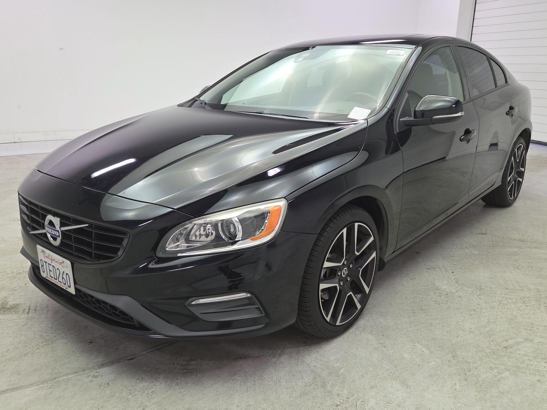 Thumbnail: 2017 Volvo S60 - 3