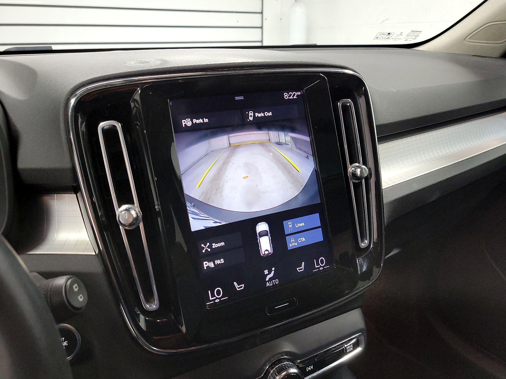 Thumbnail: 2019 Volvo XC40 - 14