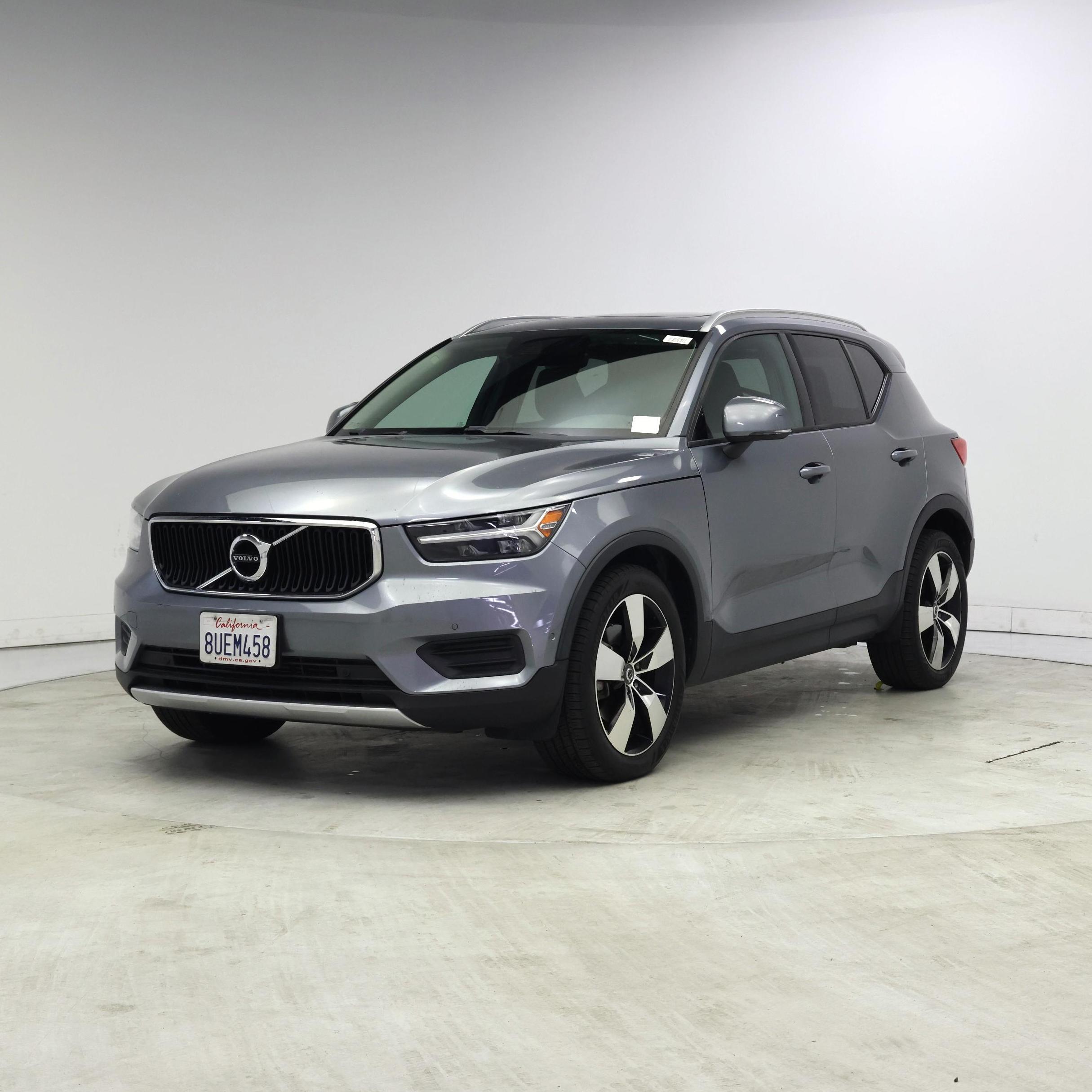 Thumbnail: 2019 Volvo XC40 - 4