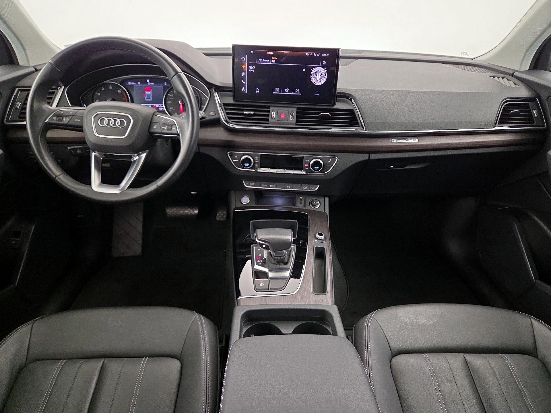 Thumbnail: 2023 Audi Q5 - 9