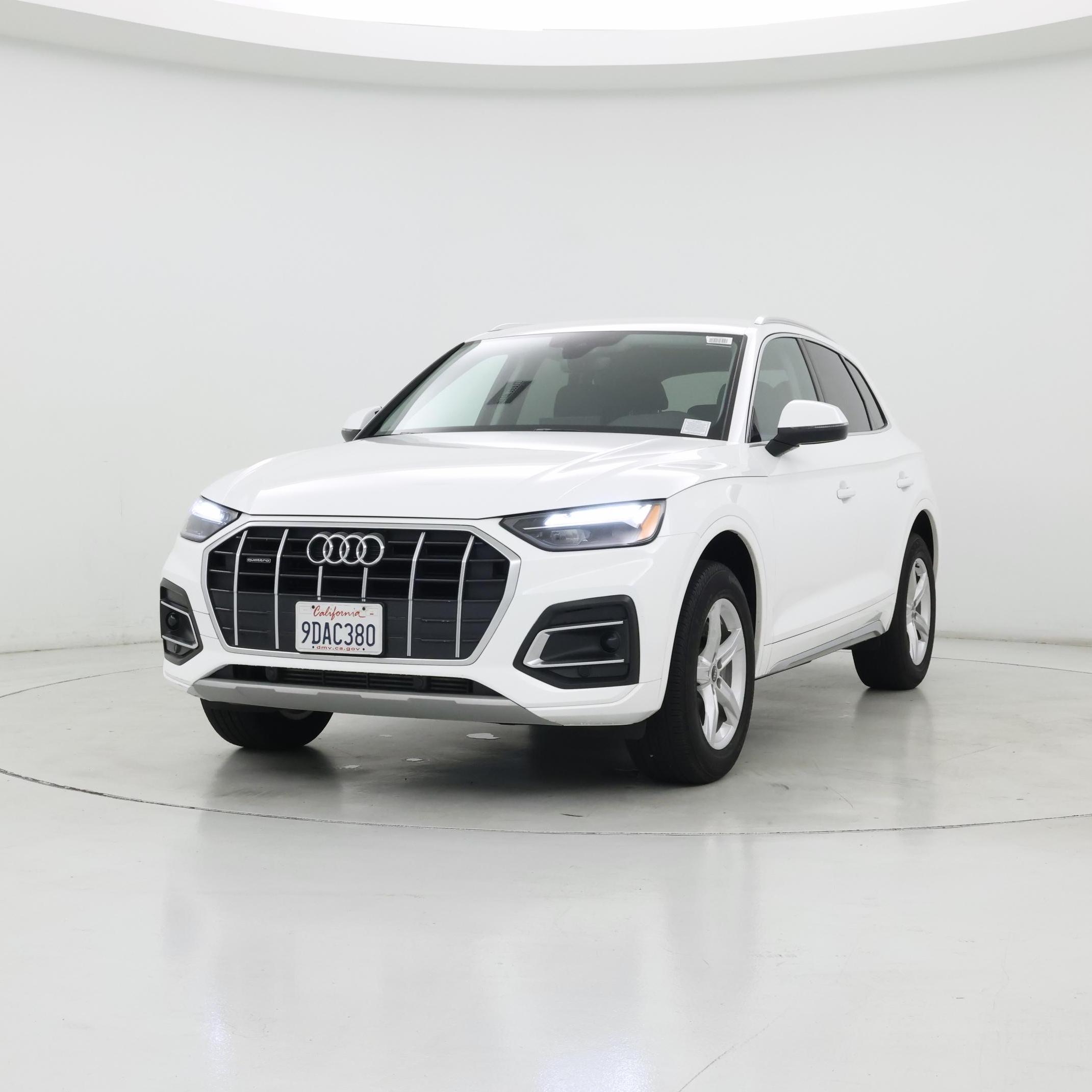 Thumbnail: 2023 Audi Q5 - 4