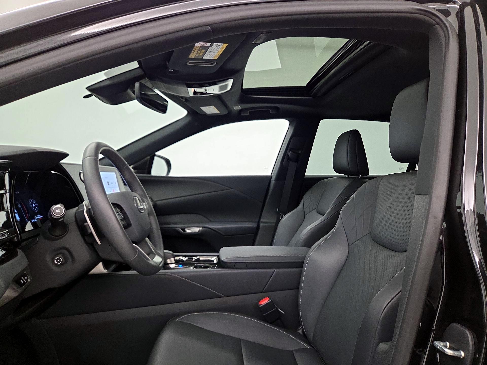Thumbnail: 2025 Lexus RX - 19